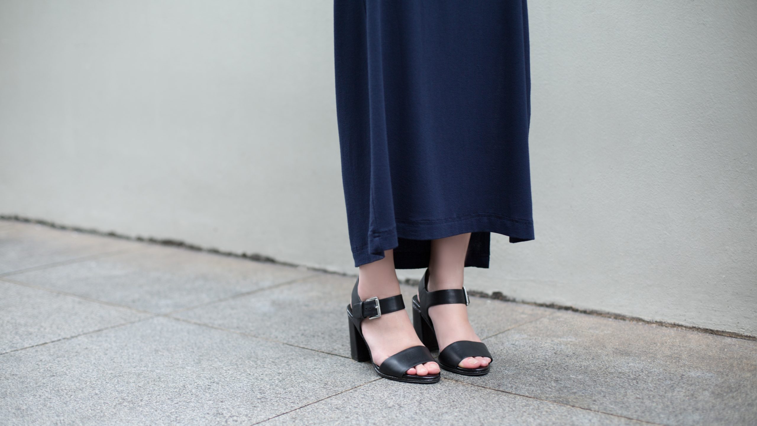 SHENTONISTA-Debra-Singapore-Legal-Dress_Charlotte_Russ-Belt_mothers-Bag_Balenciaga-Shoes_Aldo-UNIFORM-2