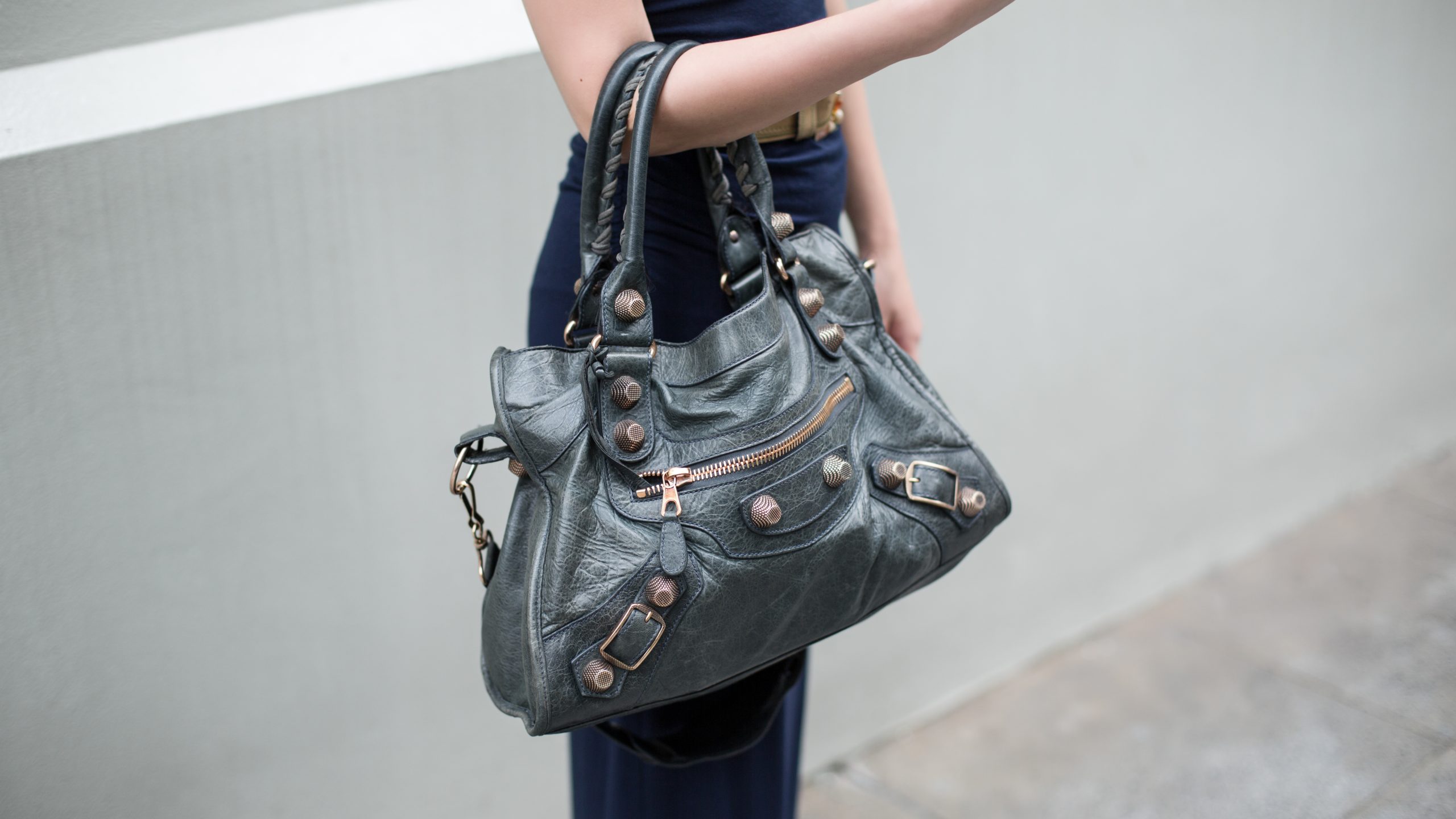 SHENTONISTA-Debra-Singapore-Legal-Dress_Charlotte_Russ-Belt_mothers-Bag_Balenciaga-Shoes_Aldo-UNIFORM-3