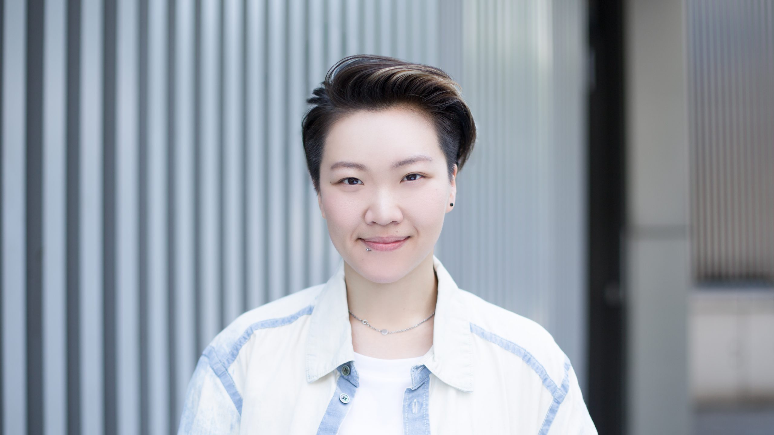 SHENTONISTA-Desktop-UNIFORM-1