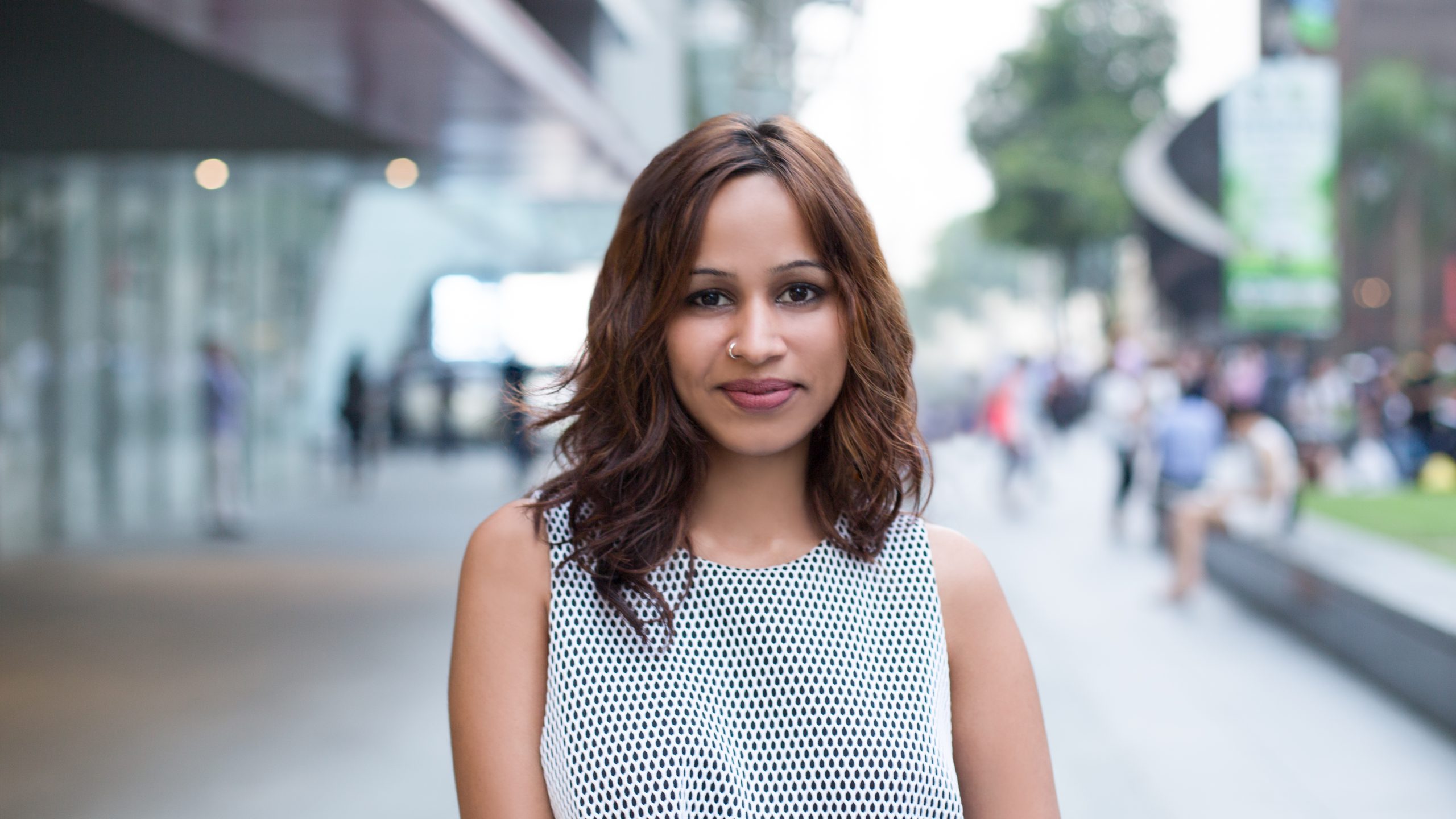 SHENTONISTA-Trisha-Singapore-Advertising-Top_Banana_Republic-Pants_Uniqlo-Shoes_BCBG-Bag_Mulberry-21082015-UNIFORM-4