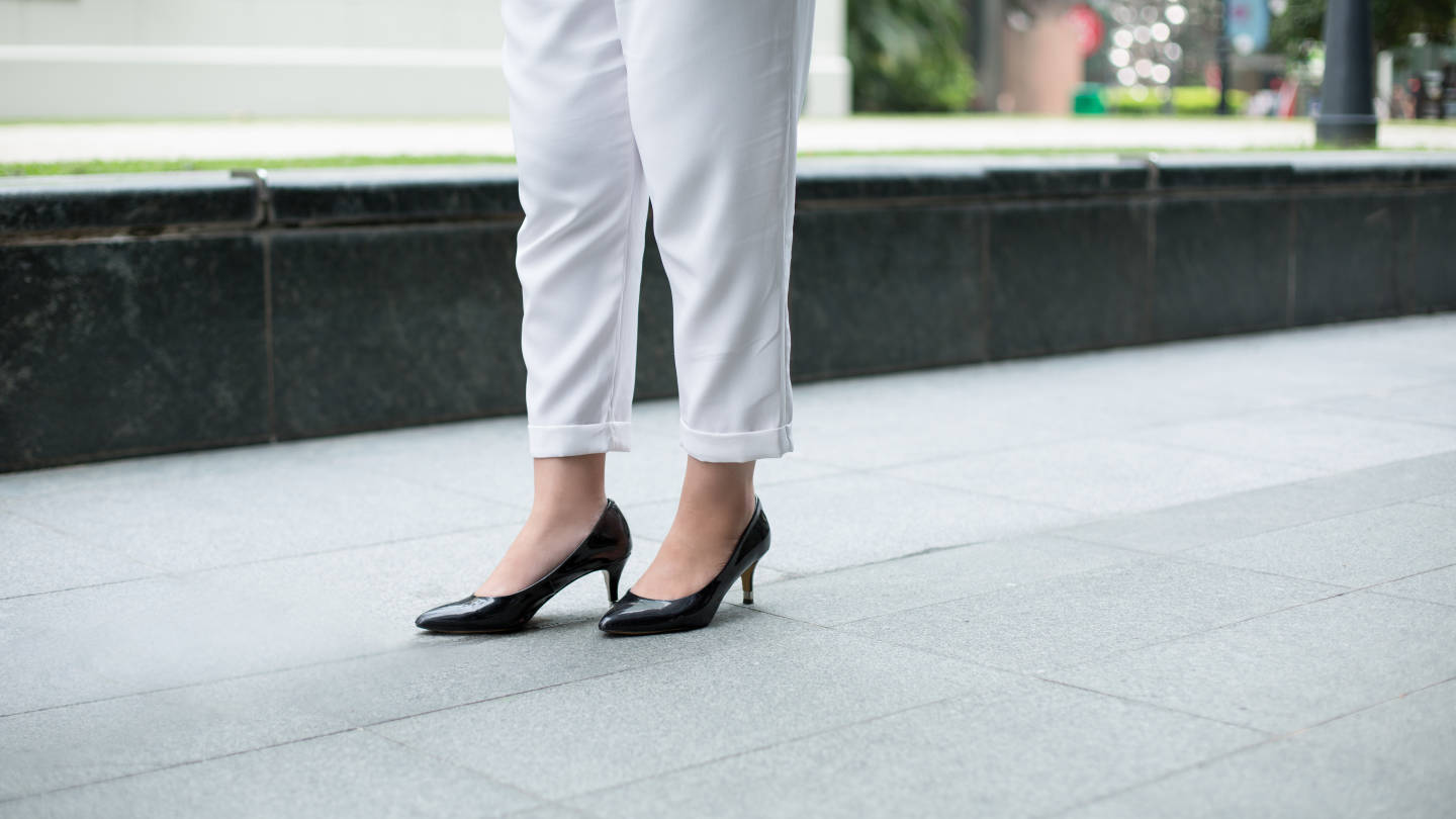 SHENTONISTA-Jaqueline-Singapore-Property-Top_HM-Pants_MDS-Blazer_HM-18092015-UNIFORM-2