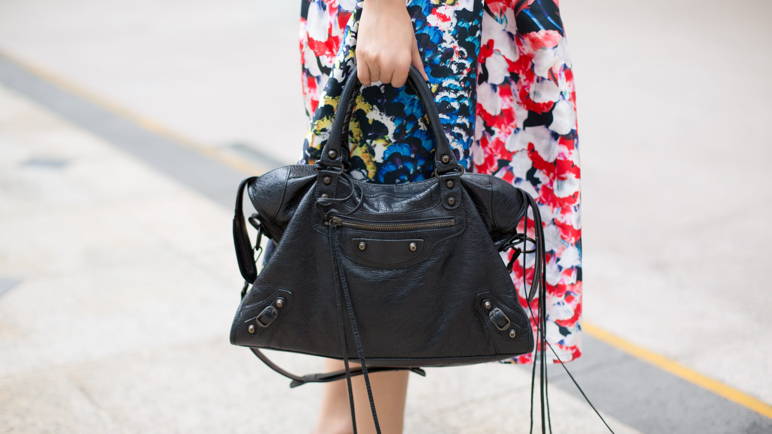 SHENTONISTA-Kim-Singapore-Banking-Top_Zara-Skirt_online-Shoes_Taiwan-Bag_Balenciaga-Watch_Titan-18092015-UNIFORM-17