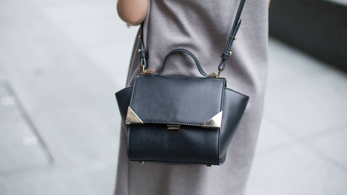 SHENTONISTA-Nut-Thailand-Tourist-Dress_Bangkok-Bag_Charles__Keith-Watch_Michael_Kors-18092015-UNIFORM-41