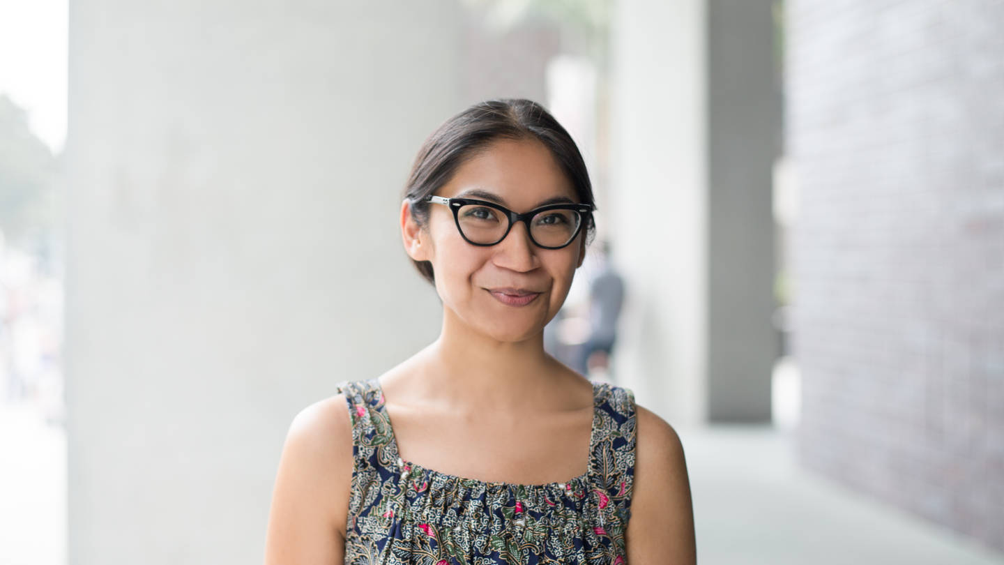 SHENTONISTA-Annabelle-Singapore-Publishing-Dress_Chinatown-Shoes_F-Troupe-Sunglasses_Miu_Miu-Bag_Analog_Vault-23102015-UNIFORM-5