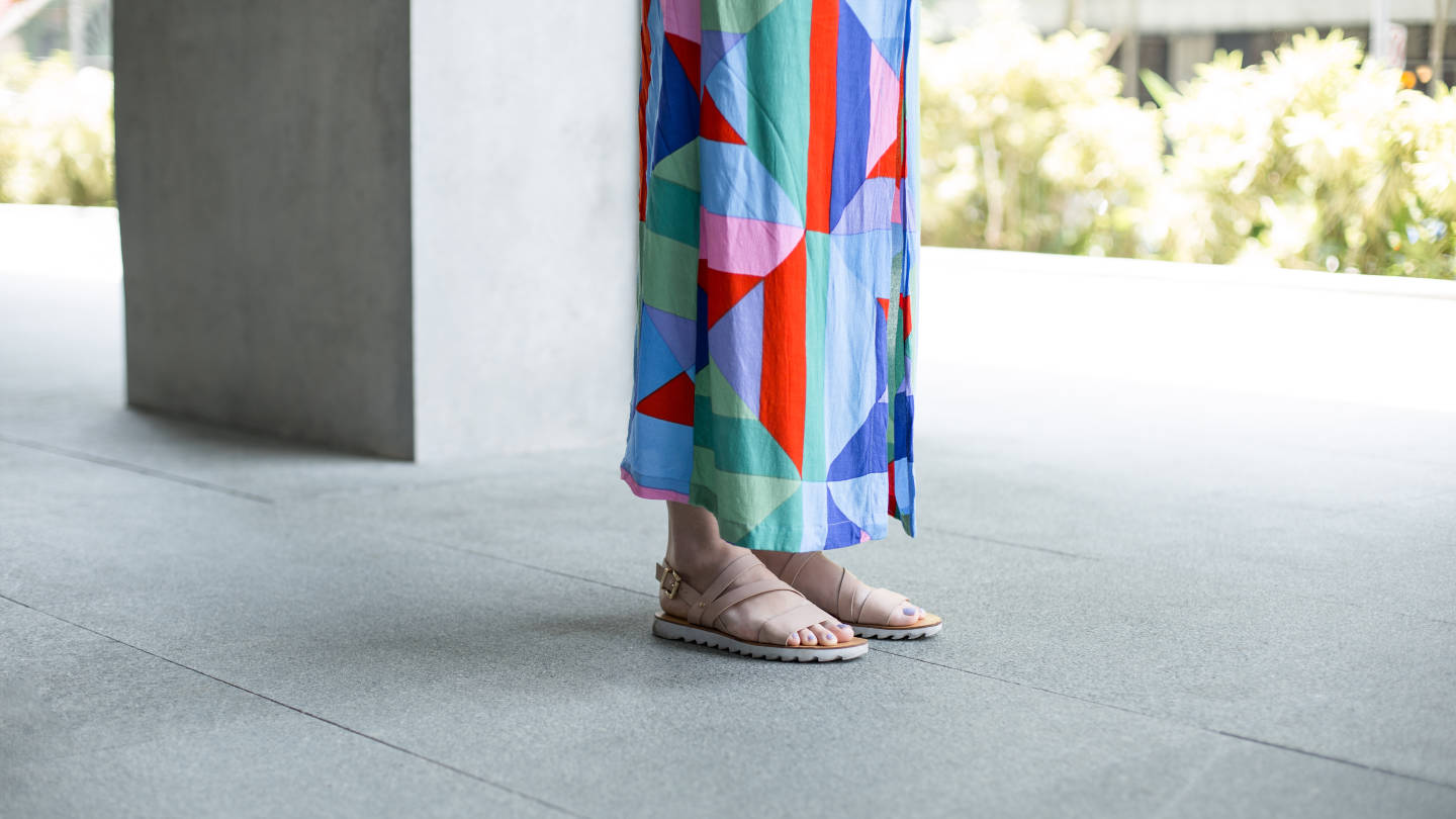 SHENTONISTA-Bernadine-Media-Dress_GG5-Bag_Givenchy-Sandals_Nine_West-Sunglasses_Tom_Ford-08102015-UNIFORM-2