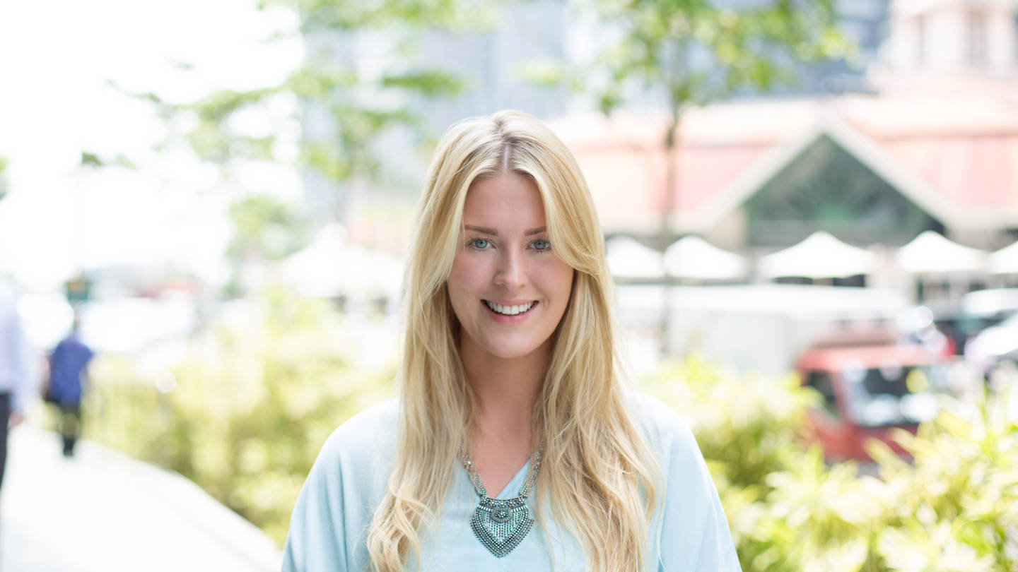 SHENTONISTA-Cassy-Norway-Digital_Marketing-Top_Topshop_Boutique-Skirt_HM-Necklace_Forever21-Sandals_Topshop-Ring_India-08102015-UNIFORM-5