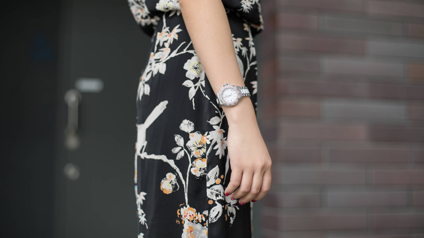 SHENTONISTA-Jazreen-Singapore-Banking-Dress_ASOS-Shoes_Heatwave-Purse_Balenciaga-23102015-UNIFORM-3