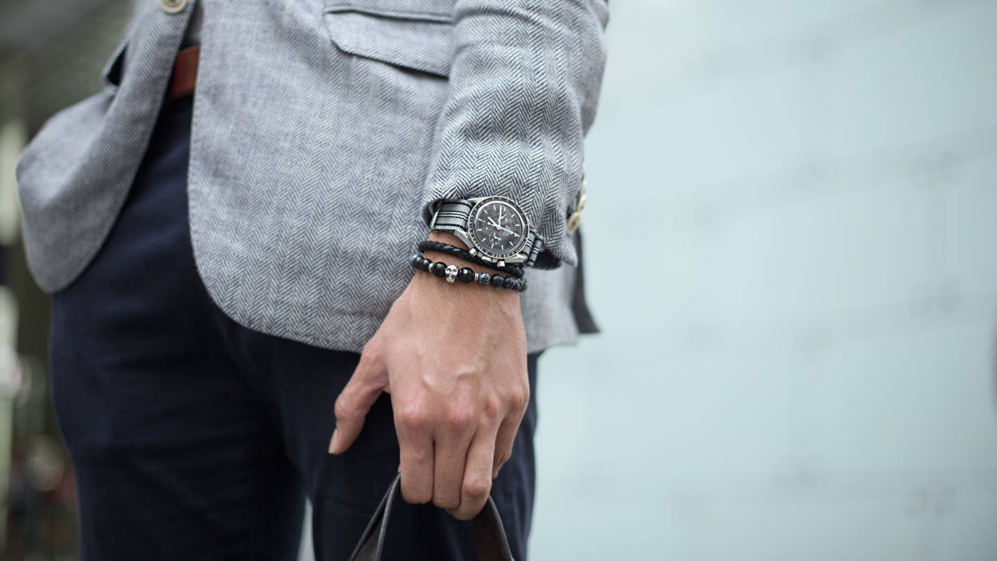 Nicholas-Singapore-IT-Blazer_Massimo_Dutti-Shirt_Uniqlo-Shoes_Florsheim-Bag_Filson-Watch_Omega-Pocket_Square_Tiebar-04122015-3