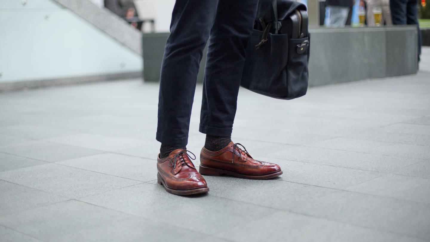 Nicholas-Singapore-IT-Blazer_Massimo_Dutti-Shirt_Uniqlo-Shoes_Florsheim-Bag_Filson-Watch_Omega-Pocket_Square_Tiebar-04122015-6