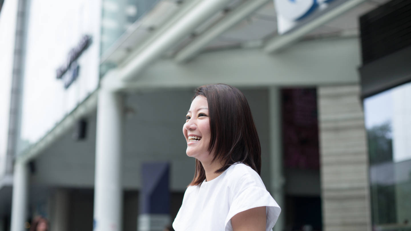 Rui-Singapore-Finance-Top_Zara-Skirt_Zara-Shoes_Nine_West-Watch_IWC_Schaffhausen-27112015-4