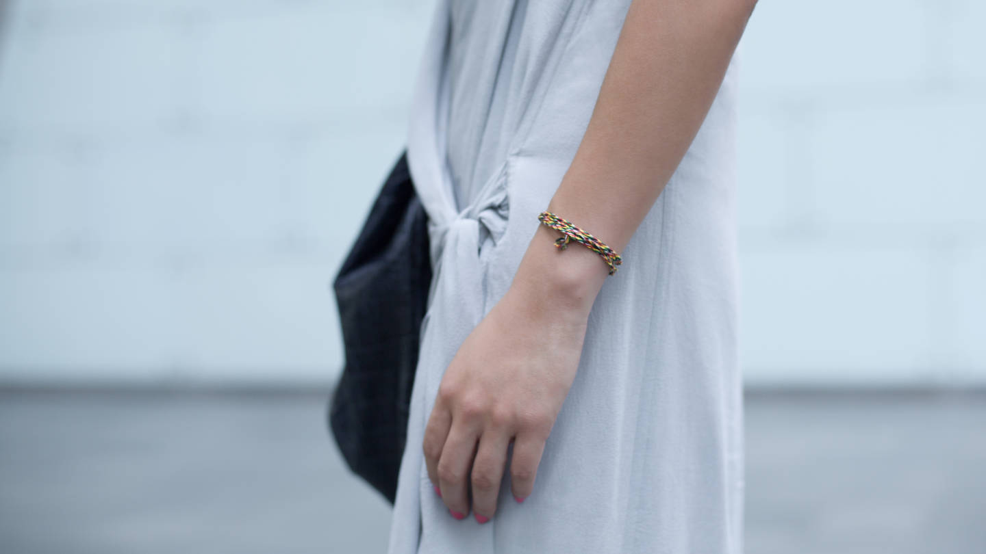 SHENTONISTA-Oyuna-Russian-Finance-Dress_DKNY-Shoes_Marc_Jacobs-Bag_Furla-13112015-UNIFORM-41