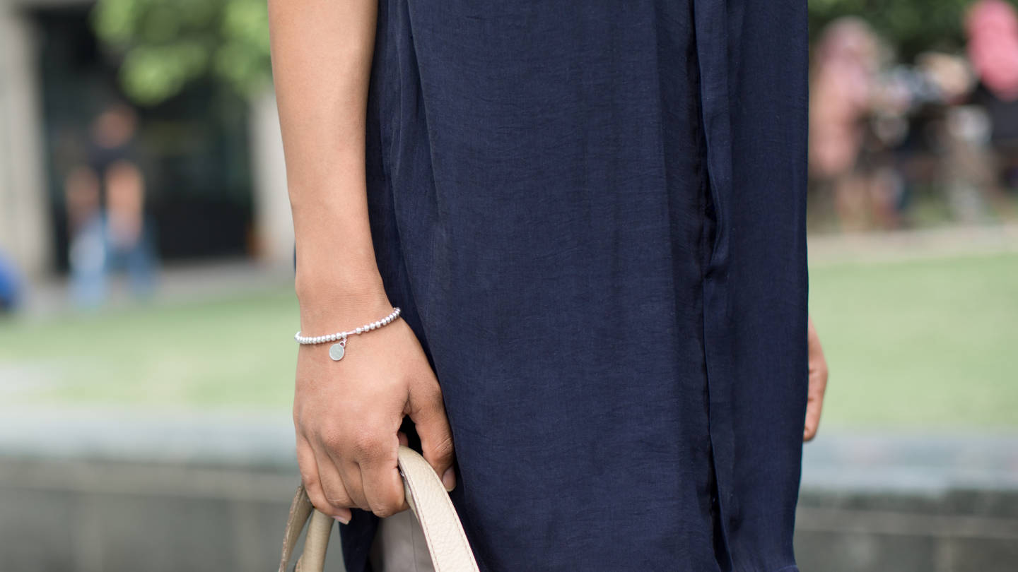 SHENTONISTA-Preet-Australia-Hat_Country_Road-Shirt_Witchery-Shorts_Country_Road-Sandals_Tods-Bag_Bimba_Y_Lola-13112015-UNIFORM-31