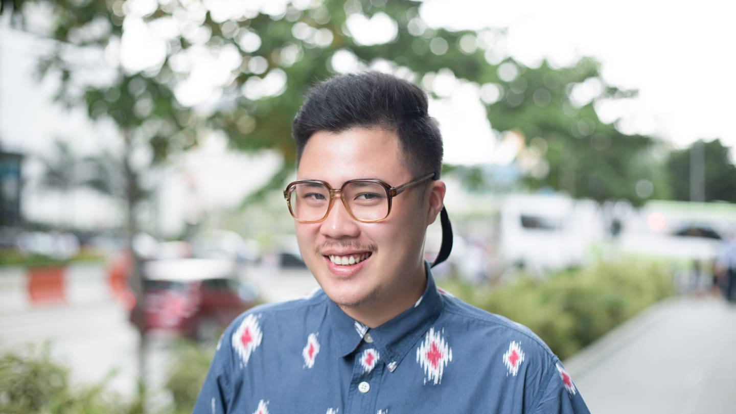 Gungun-Thailand-DJ-Shirt_Thailand-Pants_Uniqlo-Shoes_Vans-Bag_Eastpac-Spectacles_Thailand-04122015-51