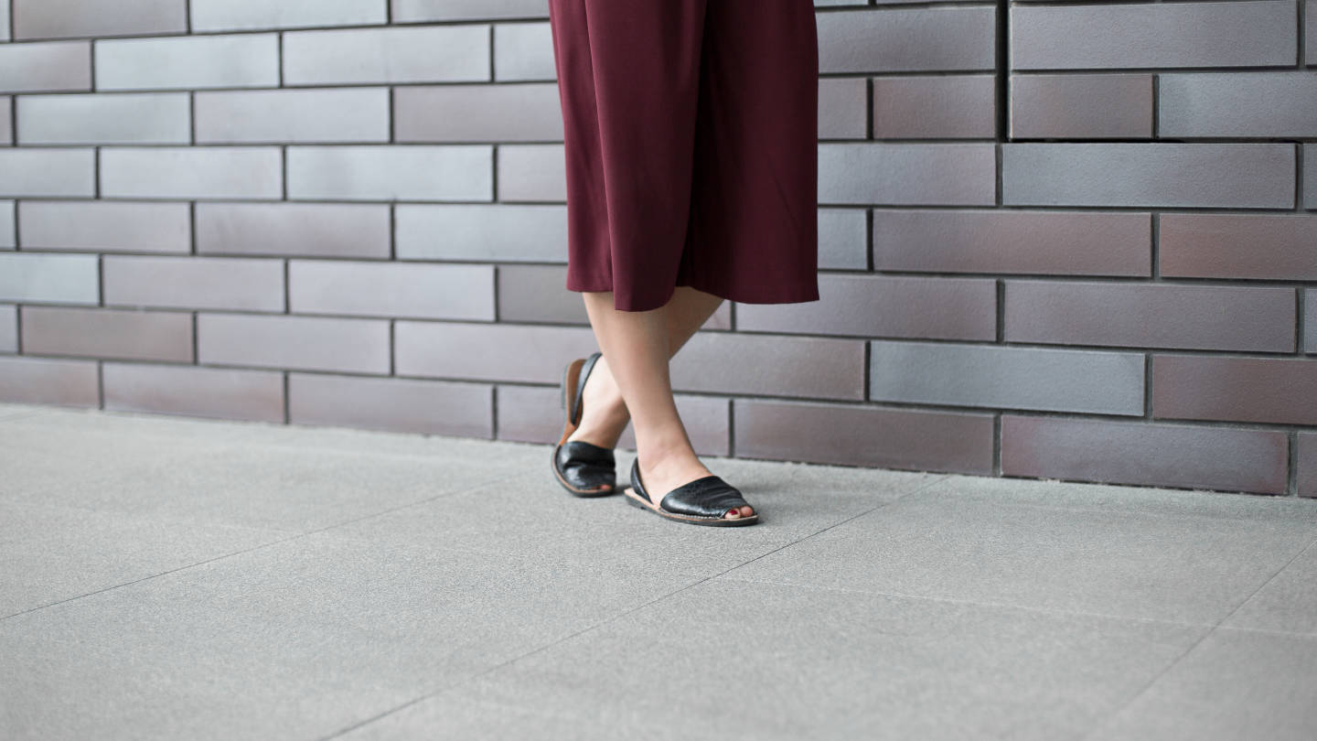 Hui_Li-Singapore-FB-Top_Zara-Pants_Topshop-Shoes_Spain-Watch_Nixon-Earrings_UK-15122015-3