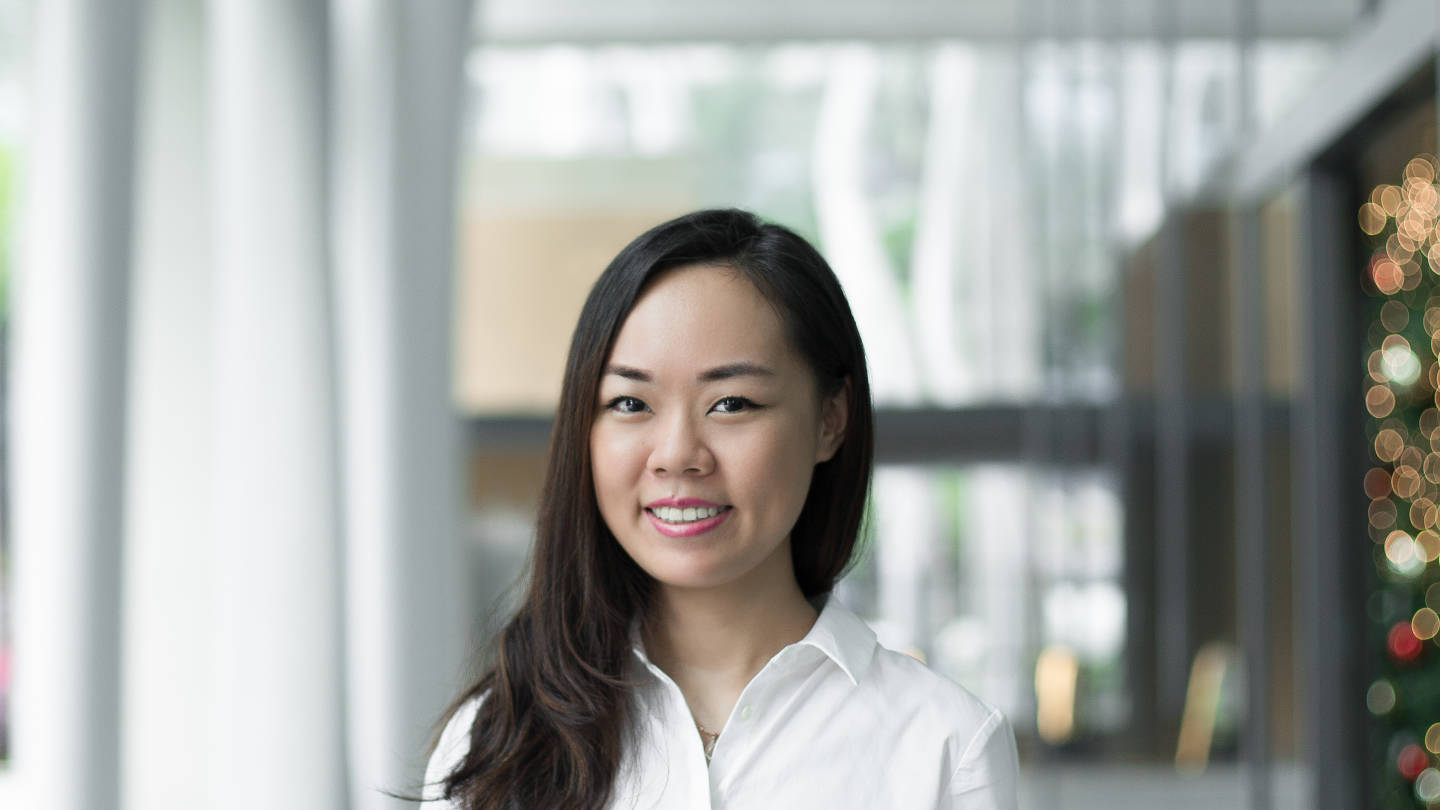 Sasha-Singapore-Finance-Top_Mango-Skirt_Doopy_Closet-Shoes_Zara-Bag_Tocco_Toscano-04122015-4