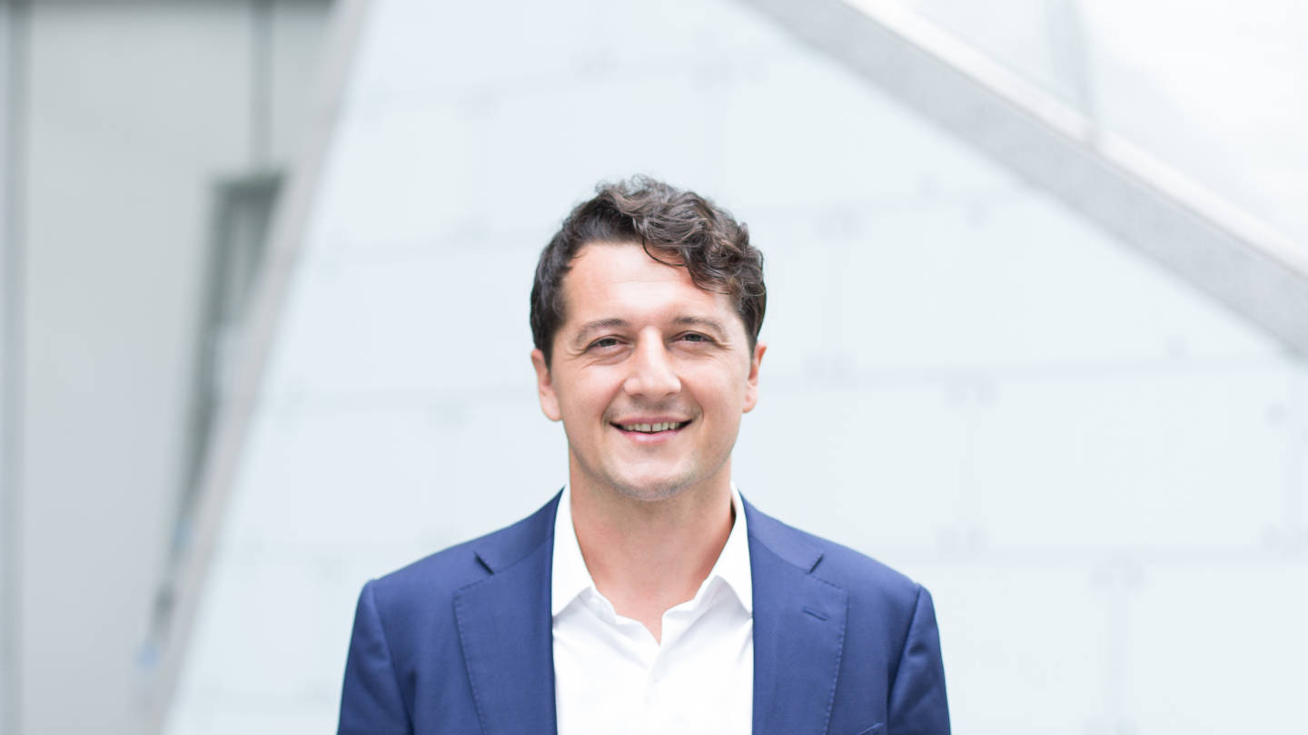 Benoit-France-Sports-Suit_Suit_Supply-15122015-5