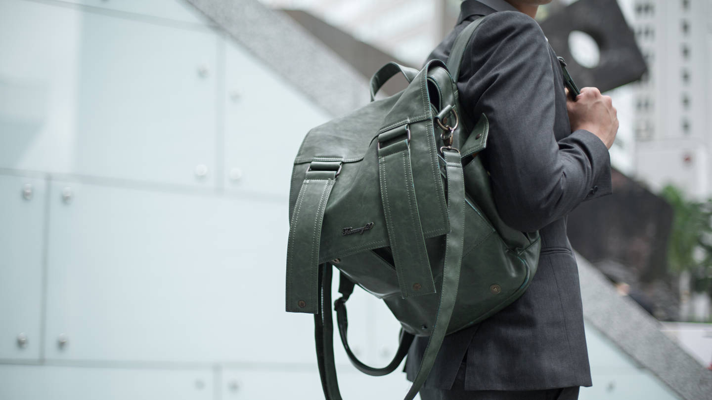 Charles-Singapore-Nightlife-Suit_G2000-Shirt_G2000-Shoes_Bata-Belt_Armani_Exchange-15122015-3