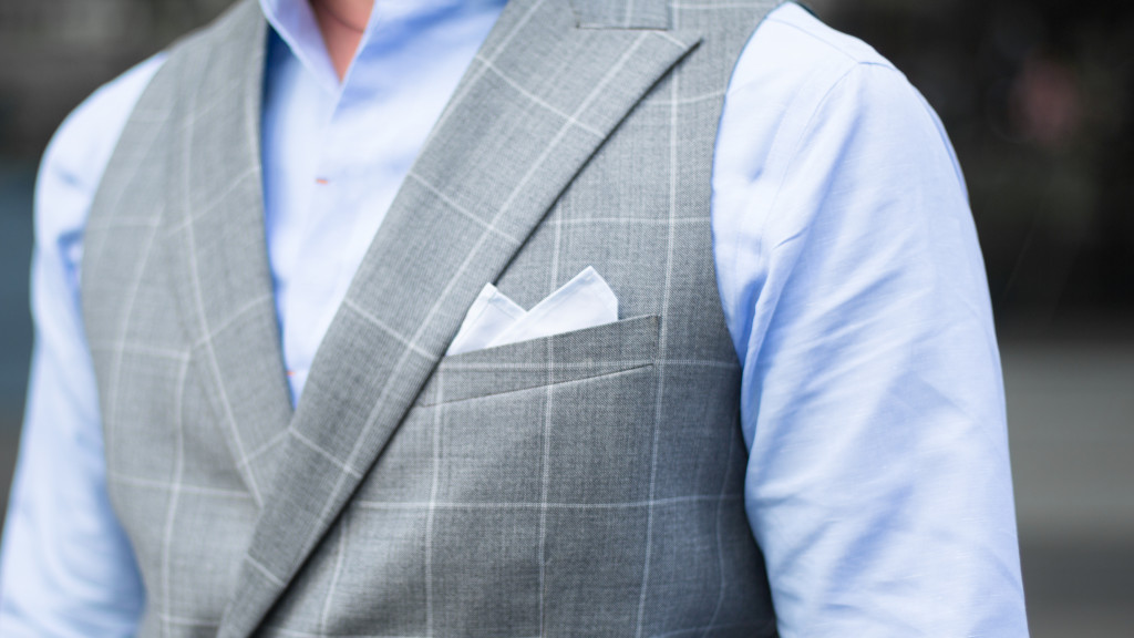 Daniel-Singapore-Finance-Suit_Rossi-Tie_Rossi-Shoes_Hugo_Boss-Watch_Concord-15012016-2-1