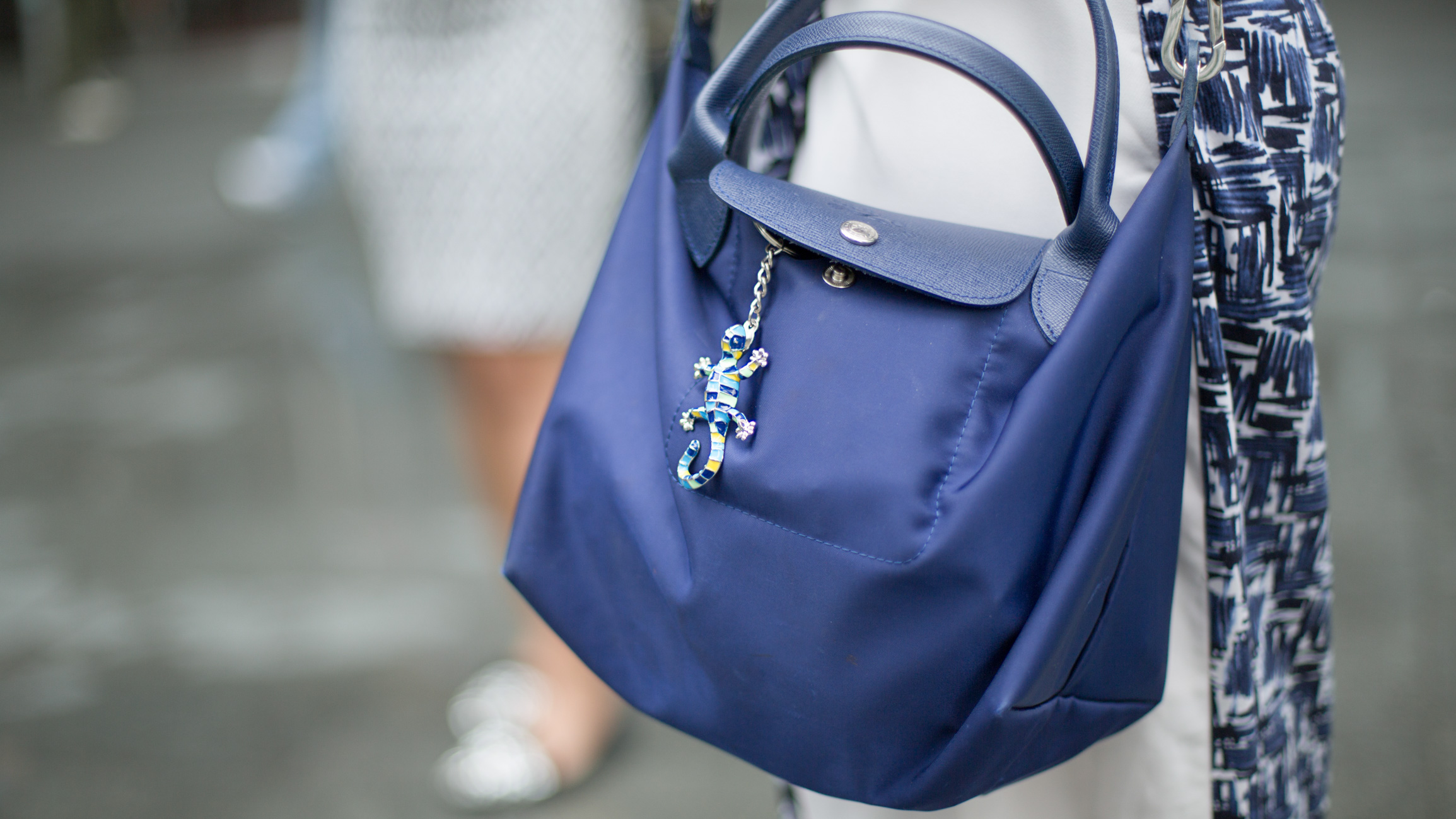 Iqah-Singapore-IT-Dress_MDS-Bag_Longchamp-Watch_Daniel_Wellington-Necklace_Bali-Shoes_Charles__Keith-Bracelet_Pandora-15012016-5