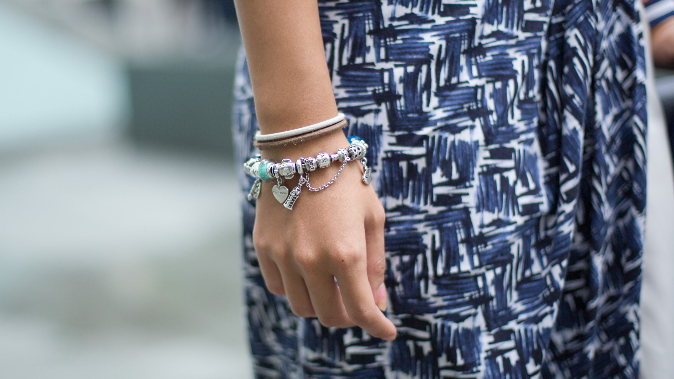 Iqah-Singapore-IT-Dress_MDS-Bag_Longchamp-Watch_Daniel_Wellington-Necklace_Bali-Shoes_Charles__Keith-Bracelet_Pandora-15012016-6