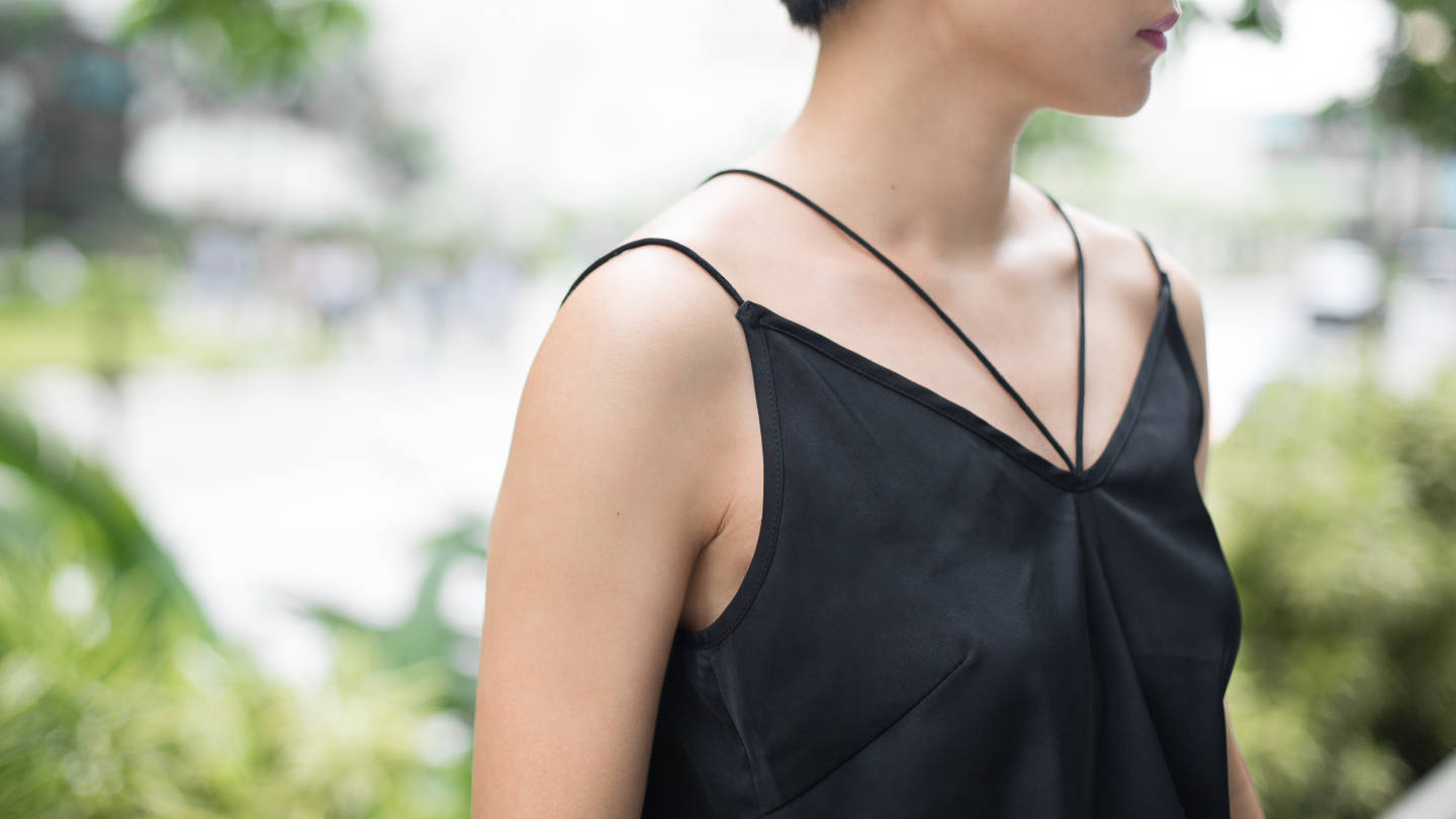 Shengnan-China-Finance-Bracelet_LV-Watch_Rolex-Shoes_Korea-Wallet_Gucci-15122015-5