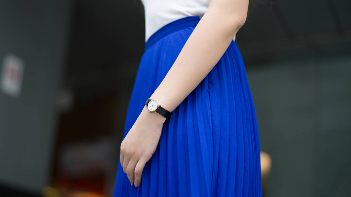 Zoe-Singapore-Finance-Top_Zara-Skirt_Forever_New-Shoes_Schutz-Watch_Longines-15122015-2