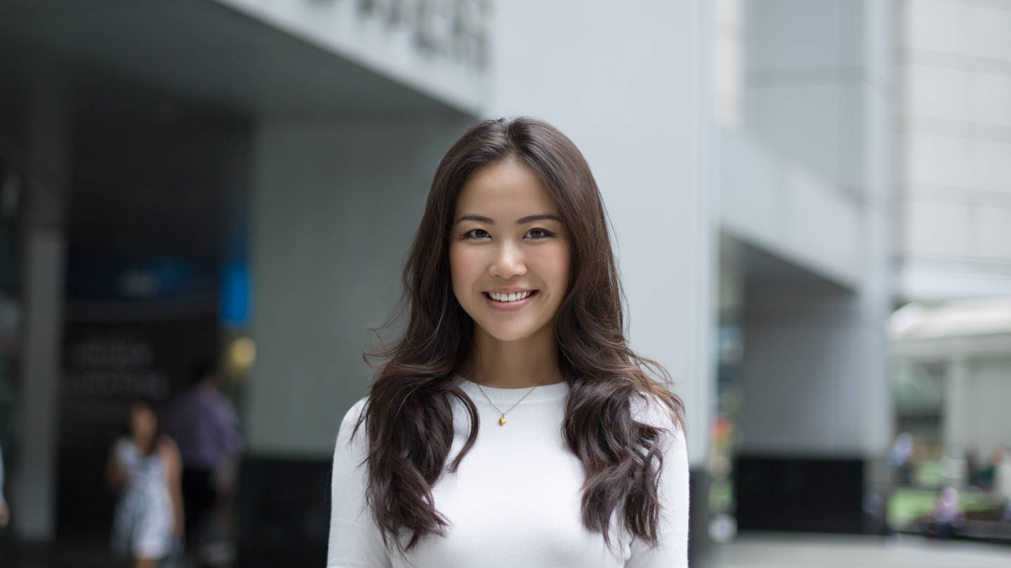 Zoe-Singapore-Finance-Top_Zara-Skirt_Forever_New-Shoes_Schutz-Watch_Longines-15122015-4