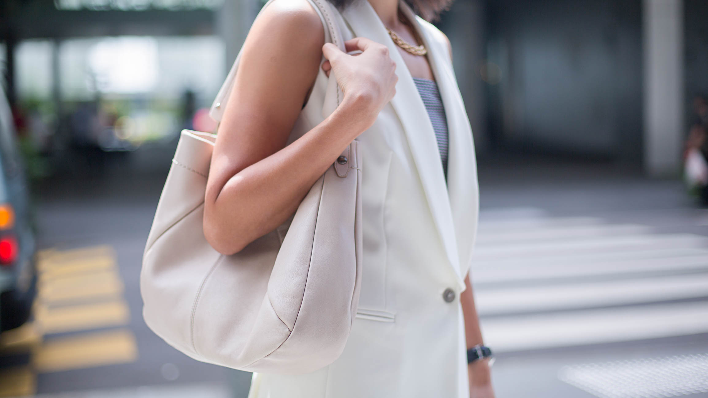 Ee_Jian-Singapore-Finance-Top_GG5-Pants_GG5-Necklace_GG5-Watch_Orient-Bag_Bally-Shoes_GG5-12022016-1