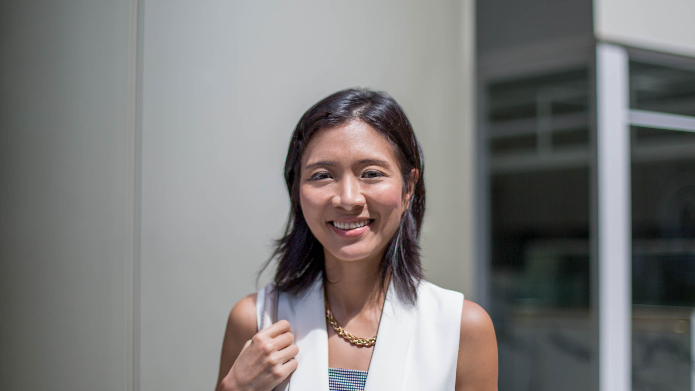 Ee_Jian-Singapore-Finance-Top_GG5-Pants_GG5-Necklace_GG5-Watch_Orient-Bag_Bally-Shoes_GG5-12022016-5-1