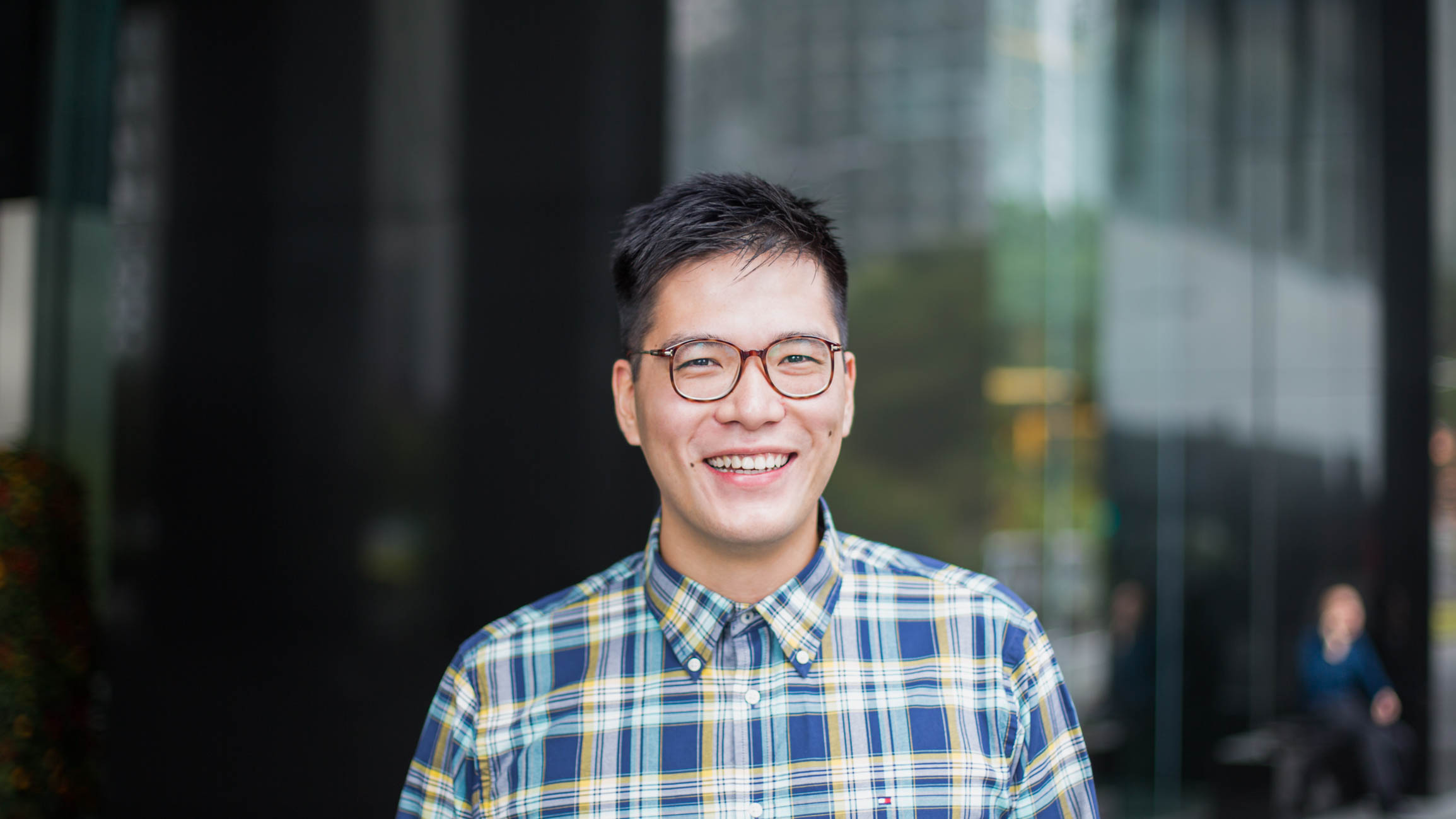 Elton-Singapore-Shipping_Broker-Shirt_Tommy_Hilfiger-Belt_Brydon_Brothers-Shoes_Bally-Watch_Sevenfriday-12022016-3