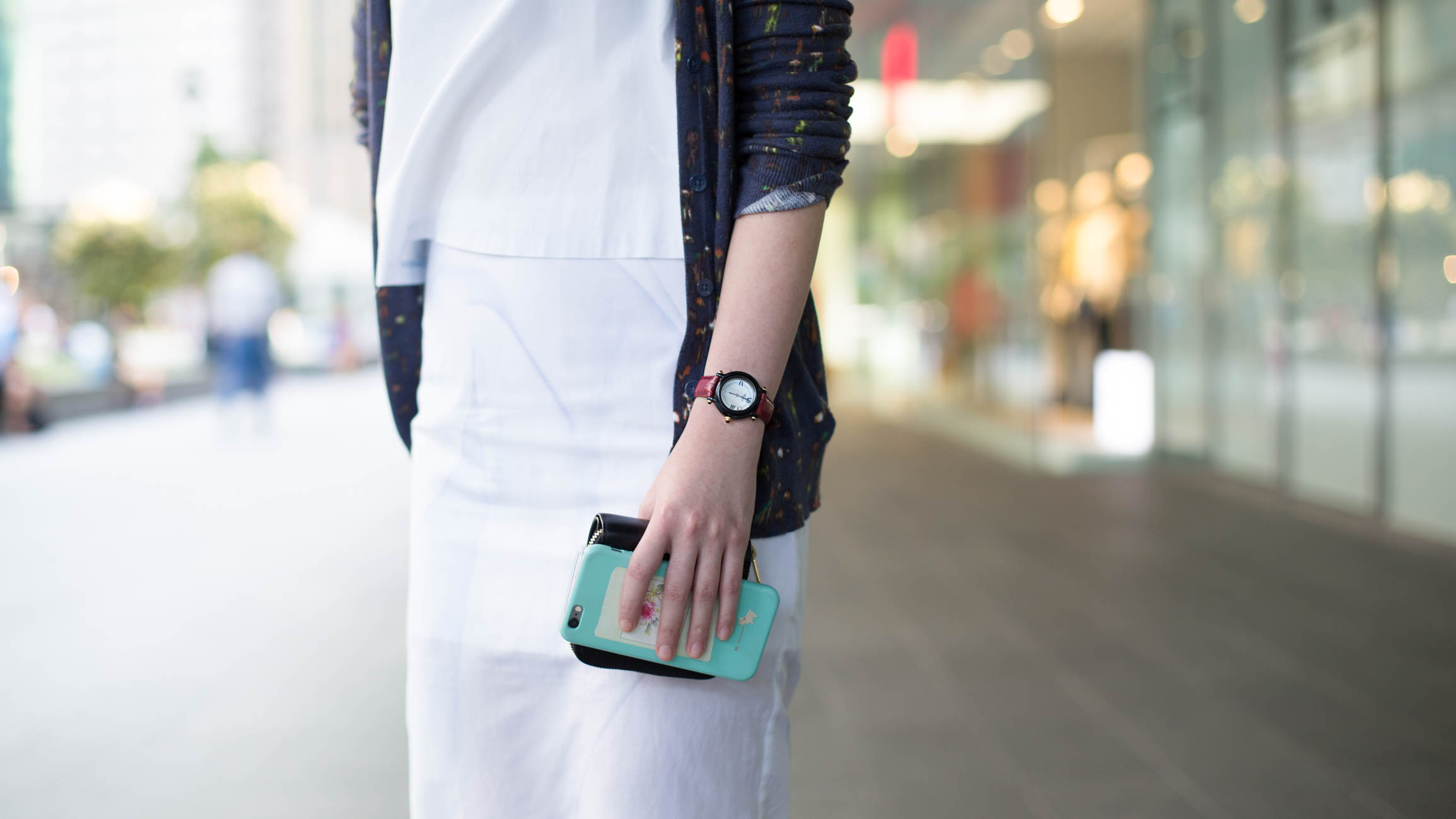 Dahlia-Singapore-Advertising-Necklace_Cos-Top_Zara-Skirt_Cos-Cardigan_Gap-11032016-4