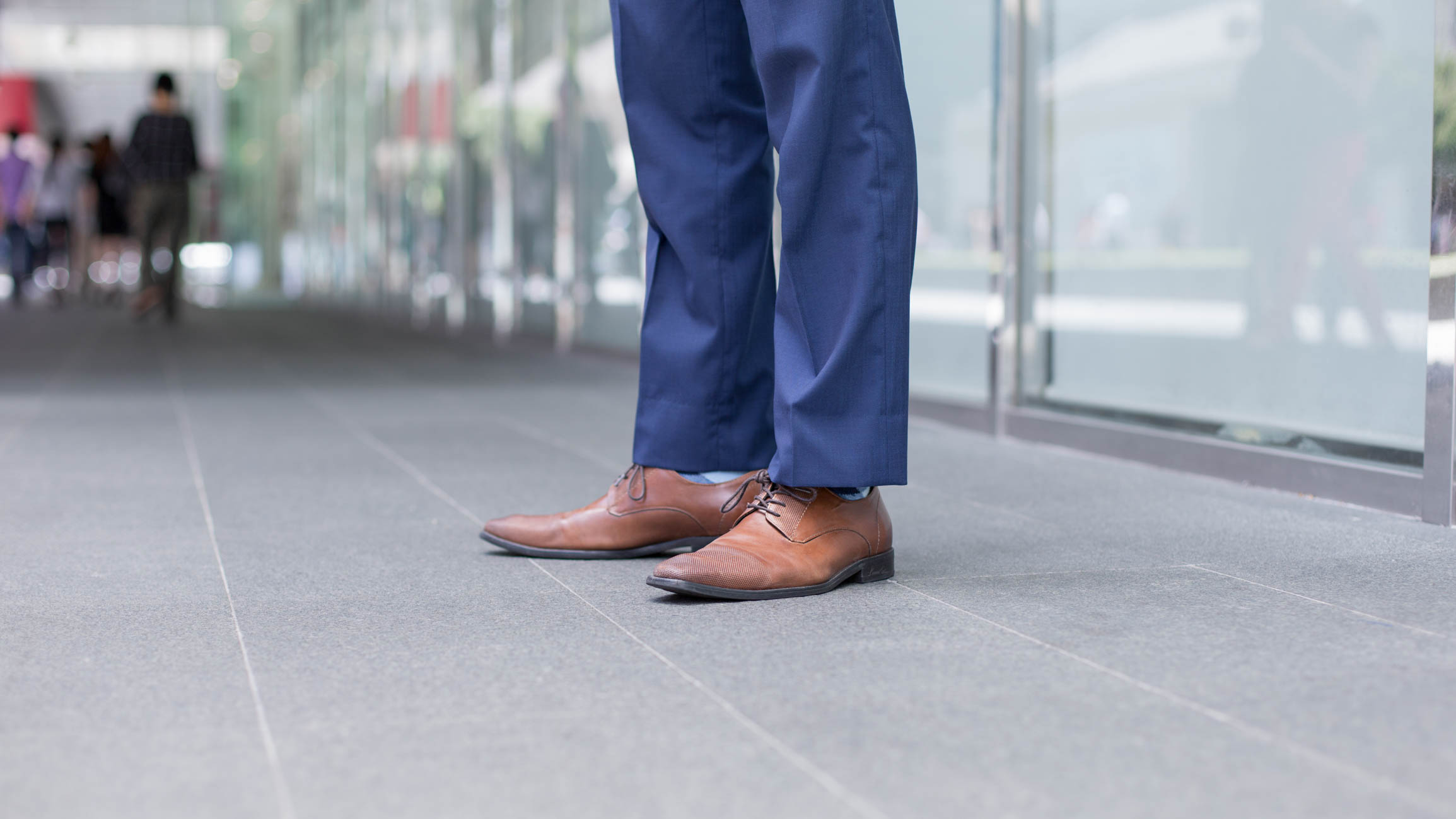 David-New_York-Consulting-Suit_Calvin_Klein-Tie_Express-Watch_Seiko-Shoes_Kingo-11032016-3