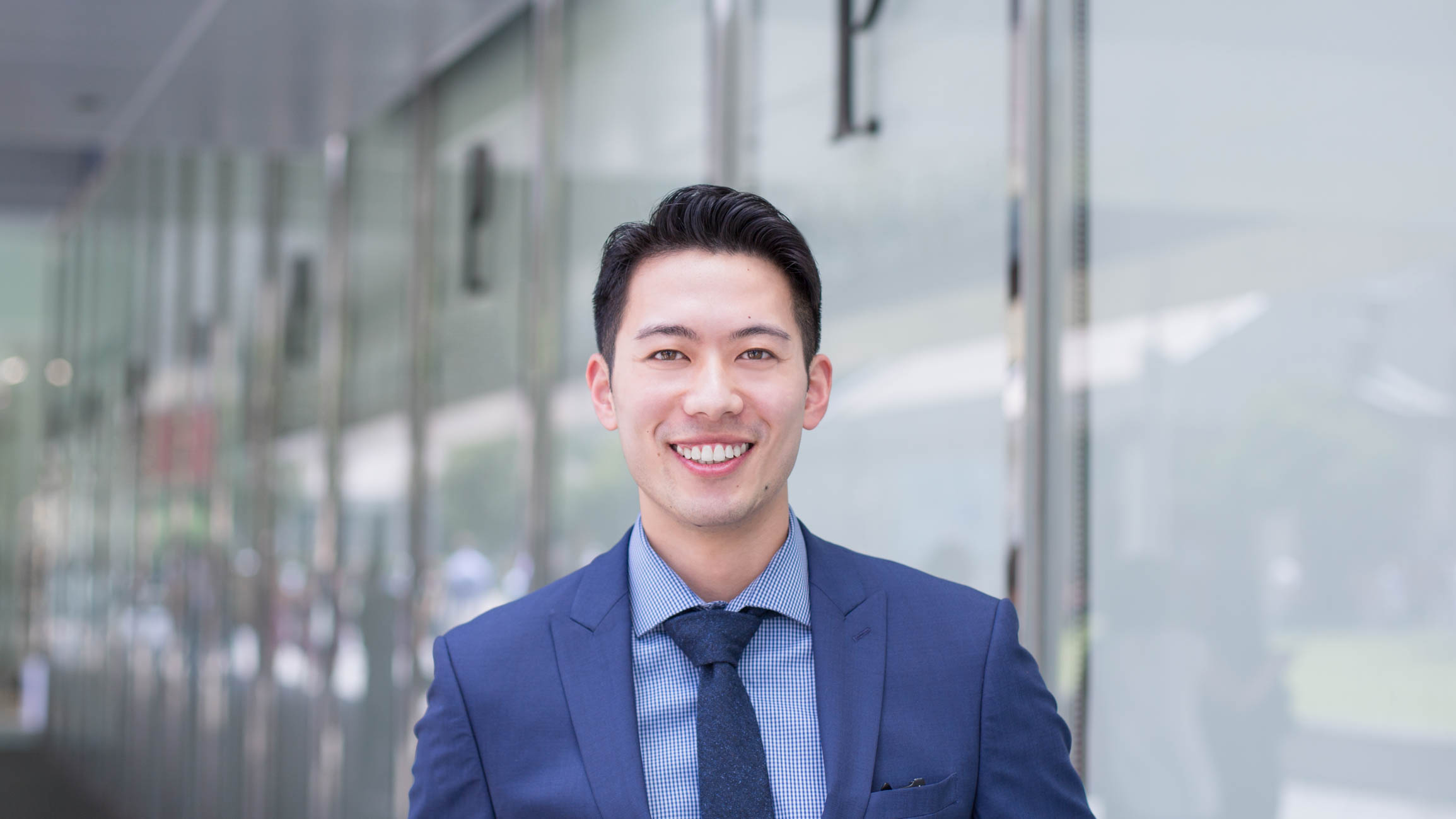 David-New_York-Consulting-Suit_Calvin_Klein-Tie_Express-Watch_Seiko-Shoes_Kingo-11032016-5