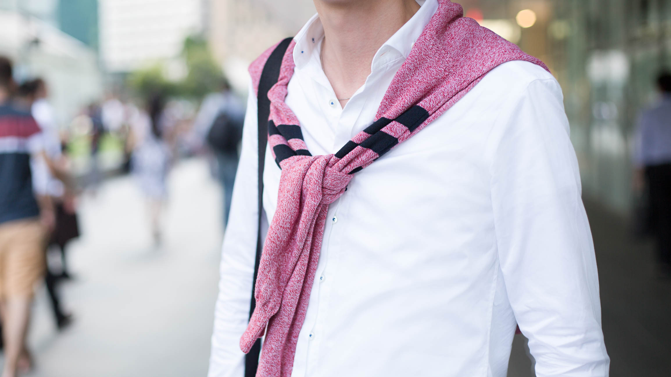 Guo_Yao-Malaysia-Secretary-Top_Benjamin_Barker-Pants_Zara-Shoes_Pedro-Sweater_Zara-Bag_Fred_Perry-Watch_Bering-11032016-4