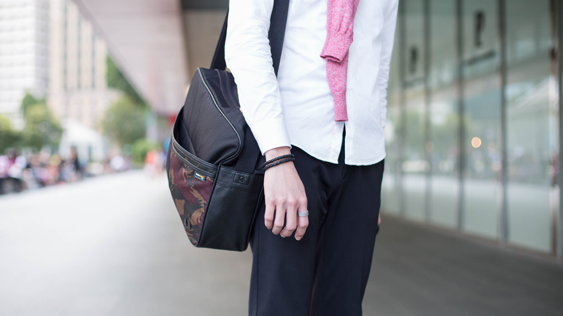 Guo_Yao-Malaysia-Secretary-Top_Benjamin_Barker-Pants_Zara-Shoes_Pedro-Sweater_Zara-Bag_Fred_Perry-Watch_Bering-11032016-5