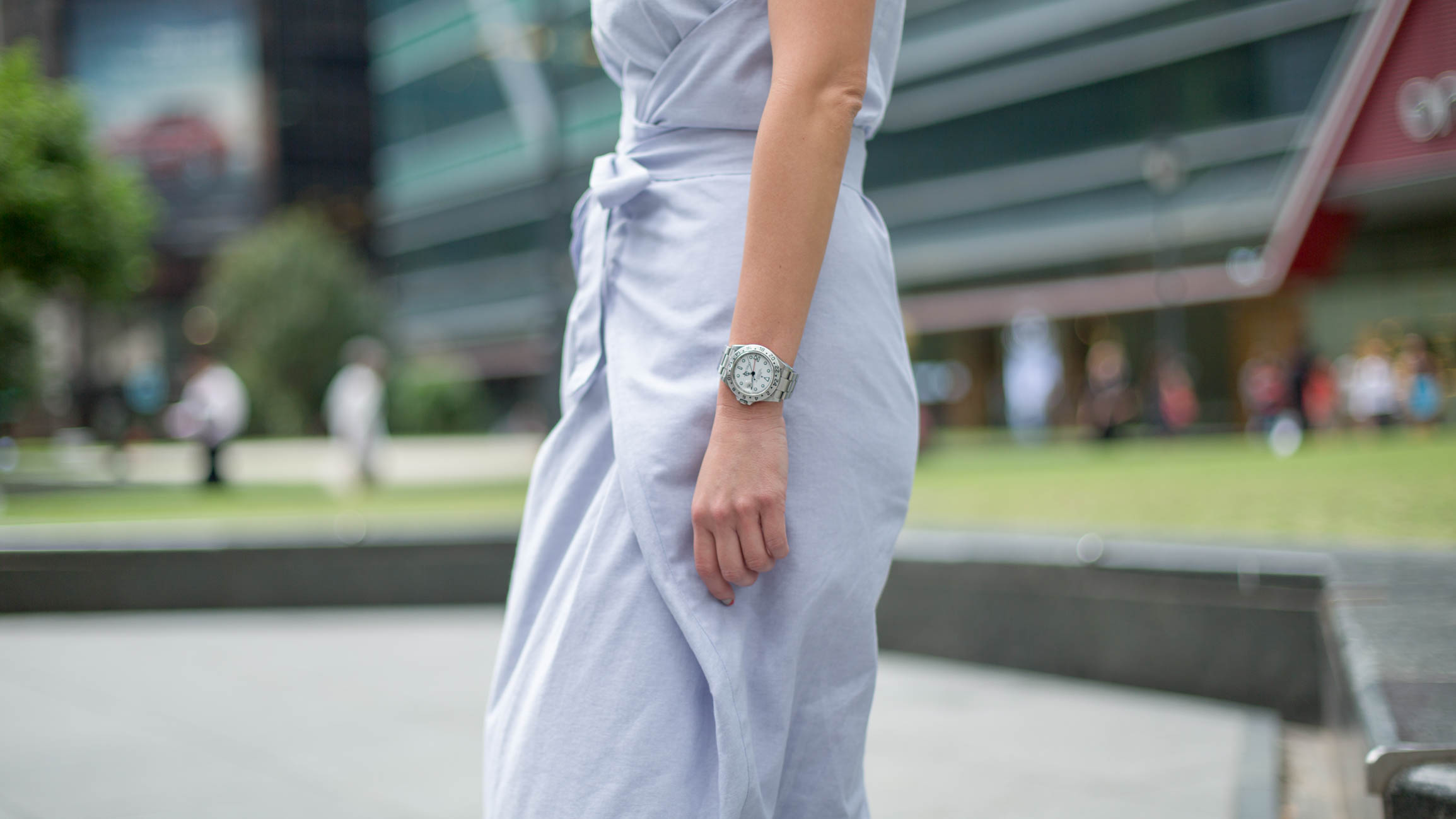 Lynn-Singapore-Finance-Dress_Mitr-Earrings_COS-Necklace_In_Good_Company-Pouch_Michael_Kors-Watch_Rolex-Ring_COS-12022016-5