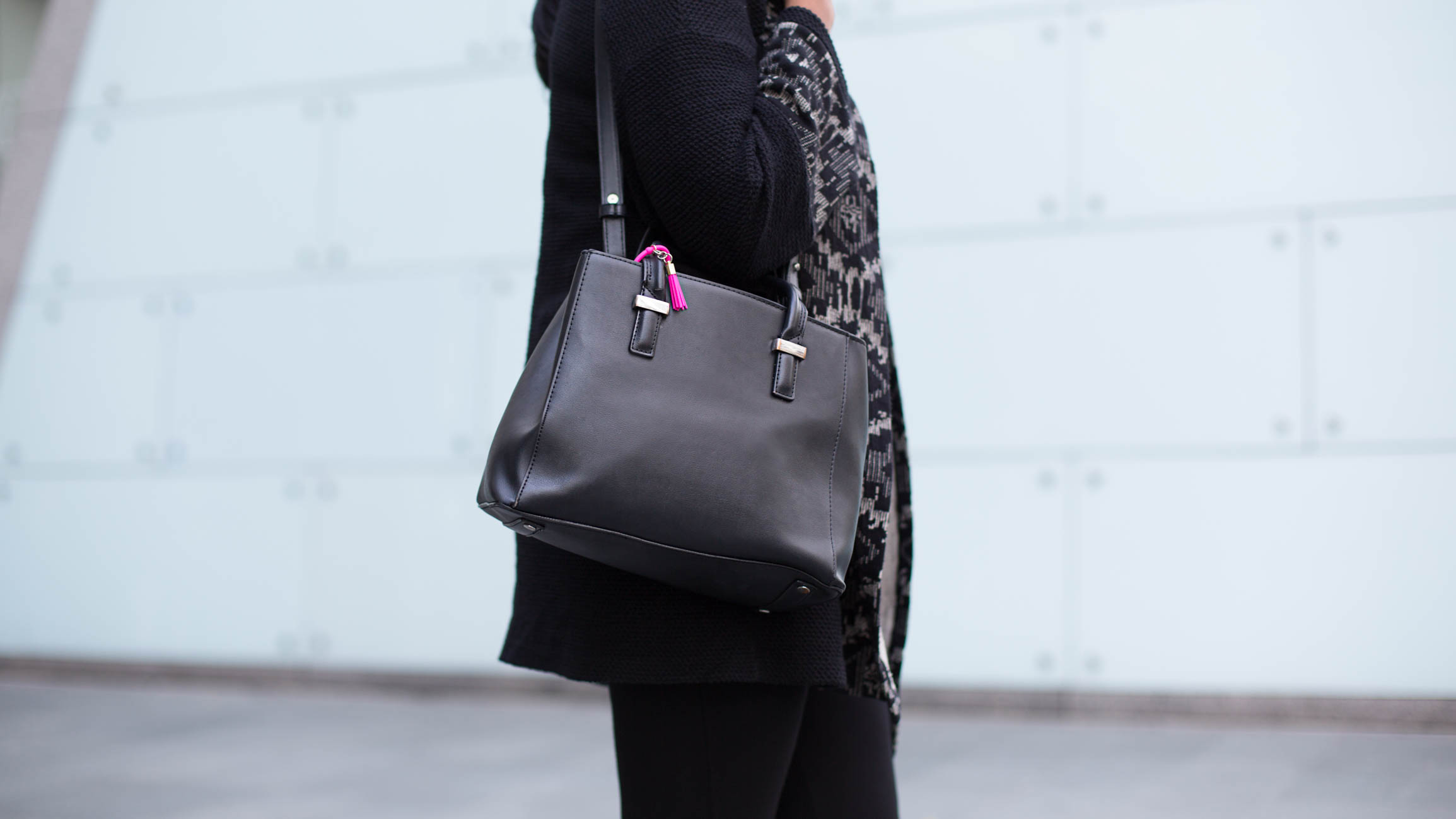 Saeedah-Singapore-Service-Necklace_Lovisa-Cardigan_Pull_and_Bear-Knit_Top_Zara-Pants_Zara-Shoe_Clarks-Watch_Bugis-11032016-5