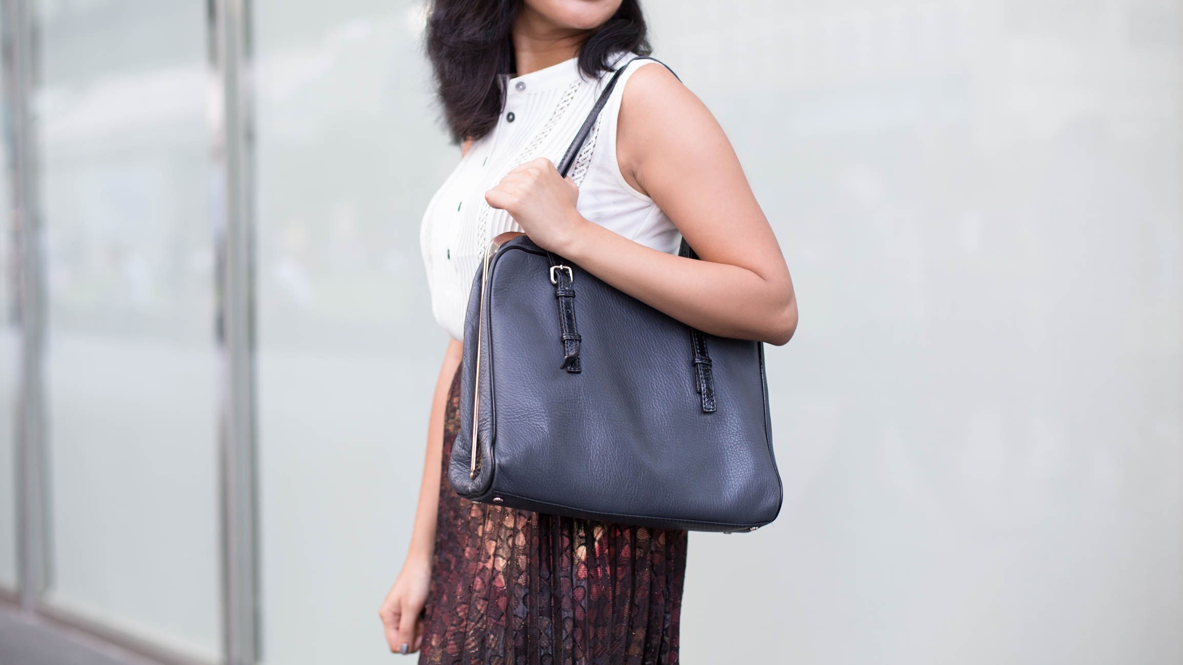 Ankita-France-Finance-Top_GG5-Skirt_Topshop-Bag_Kate_Spade-Shoes_Nine_West-11032016-3