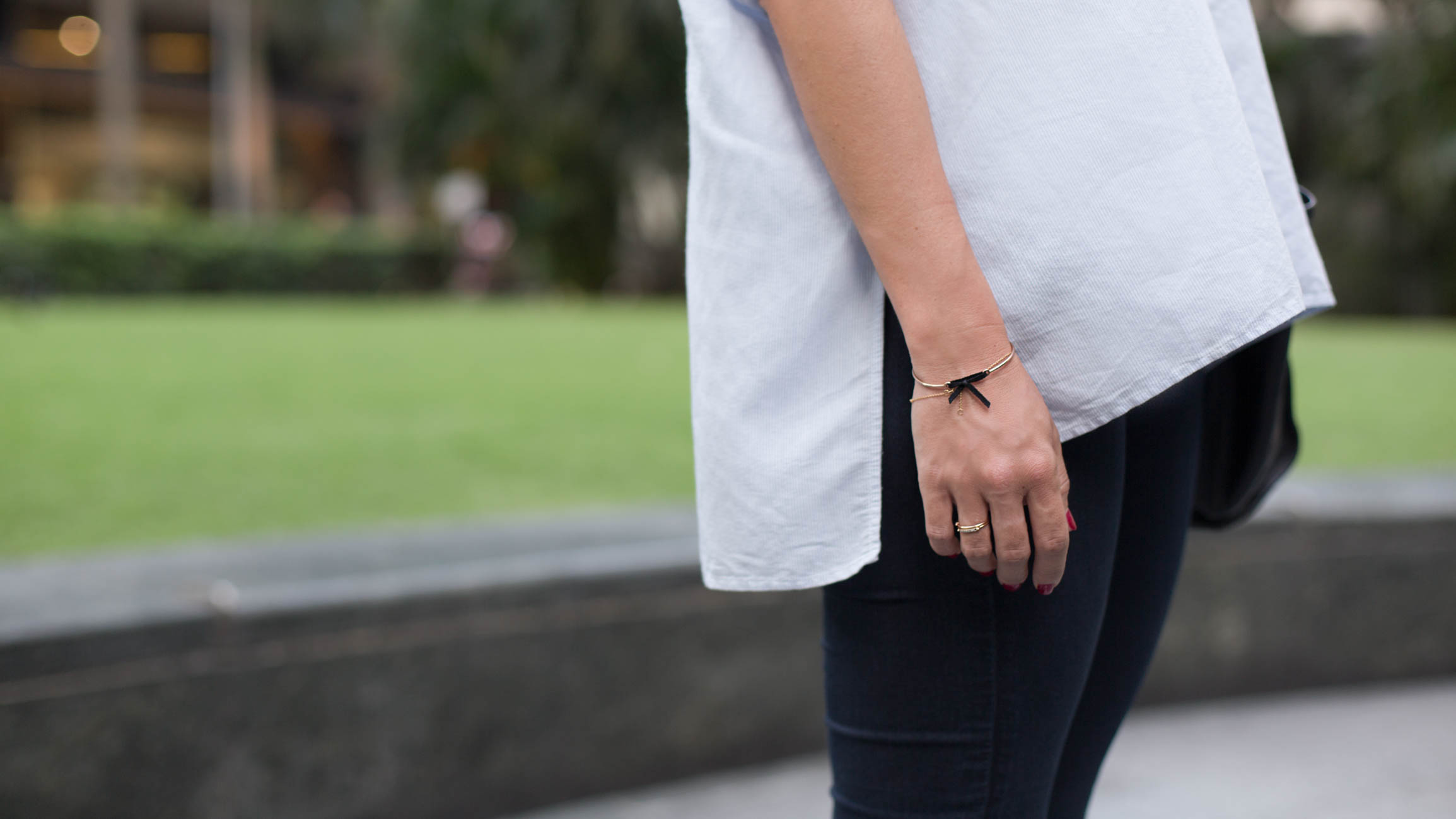 Cecile-France-Engineer-Top_HM-Jeans_HM-Bag_Celine-Shoes_HM-Headscarf_Zara-Watch_Casio-110320161-5