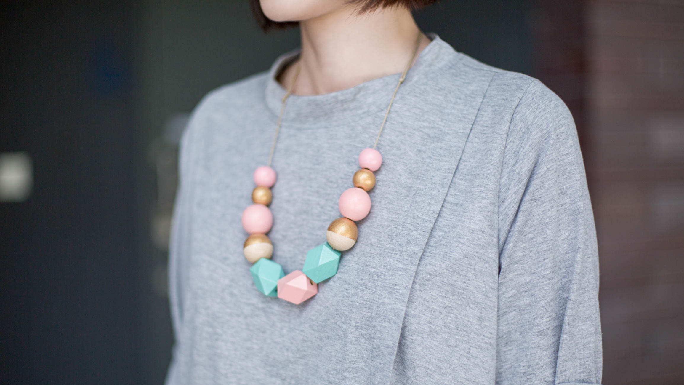 Elisa-Singapore-Finance-Pants_New_York-Necklace_Charity_Sale-Shoes_Flossy_Style-12022016-4