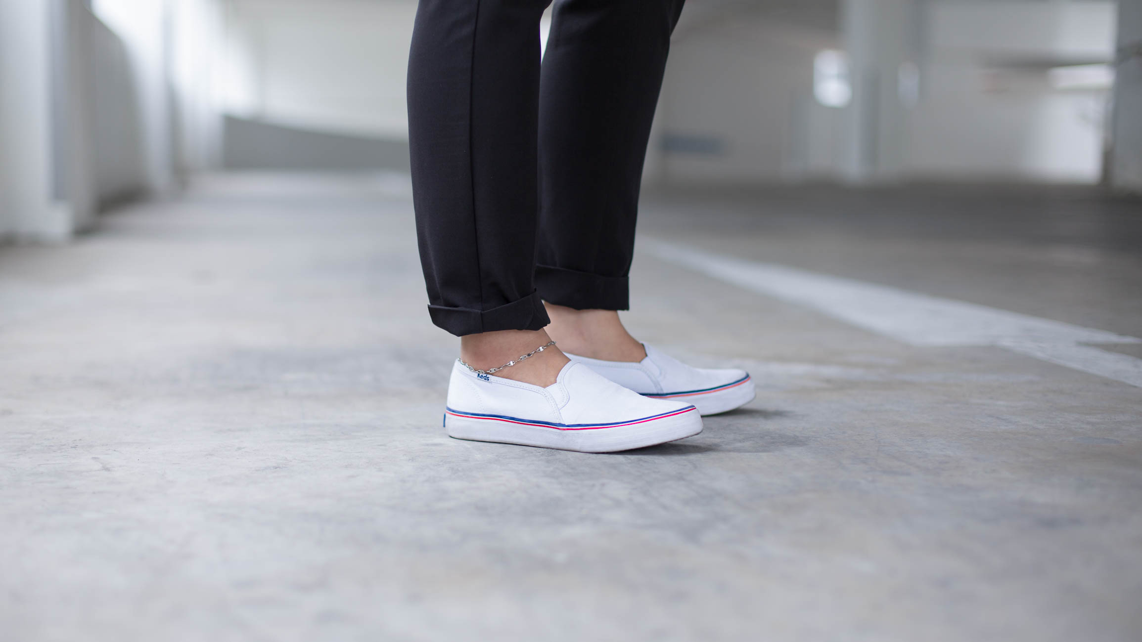 Jennie-Singapore-Interior_Designer-Top_Mango-Pants_Zara-Shoes_Keds-29022016-4