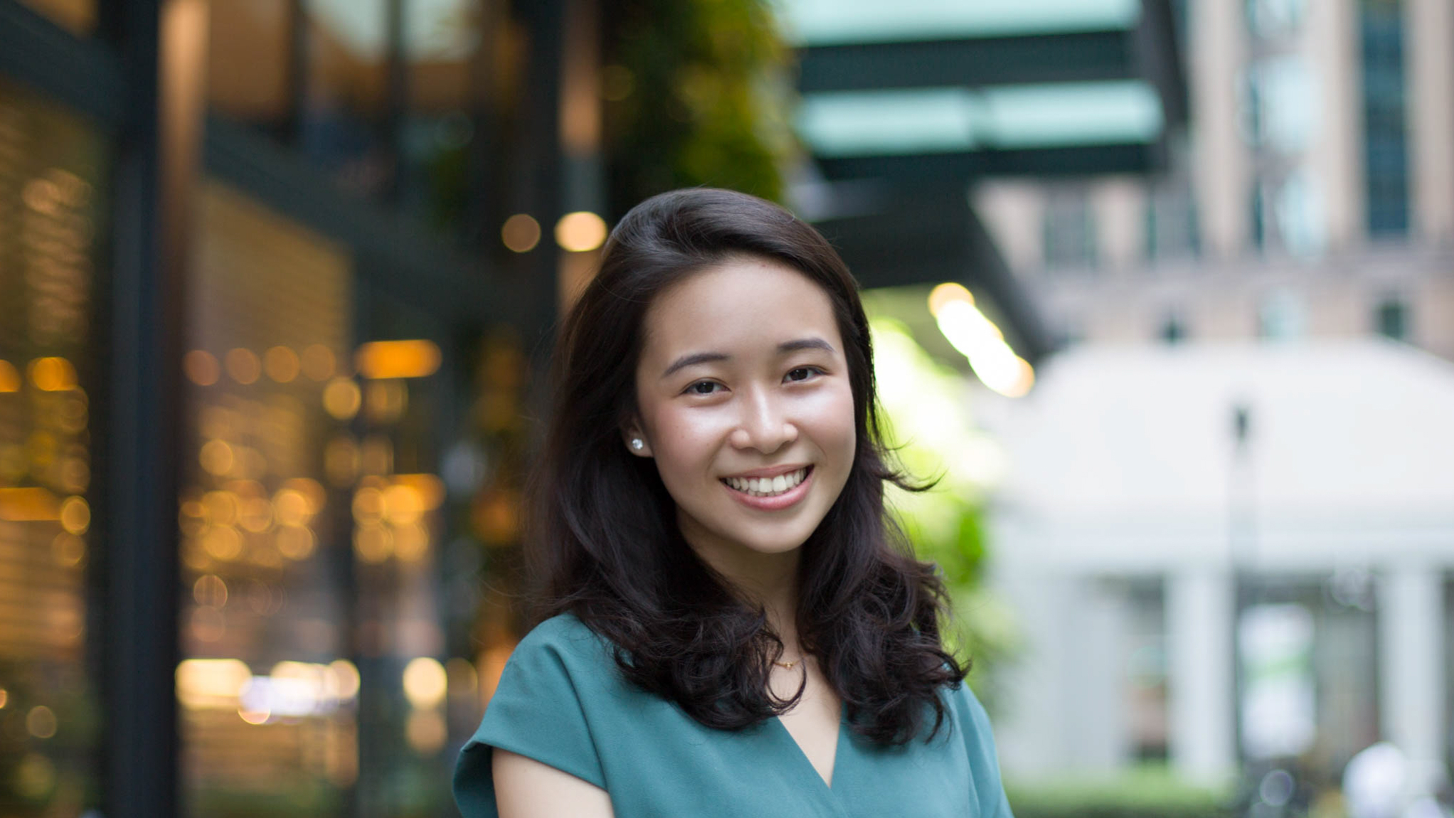 Kelly-Singapore-Lawyer-One_Piece-IGC-Bag_Loewe-Shoes_Salvatore_Ferragamo-10062016-5-2