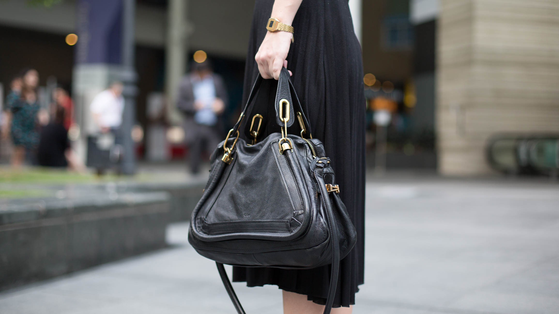 Lynsey-UK-Finance-Top_Warehouse-Skirt_Warehouse-Bag_Chloe-Shoes_Aldo-Watch_Casio-Earrings_COS-Ring_Alex_Monroe-10062016-4