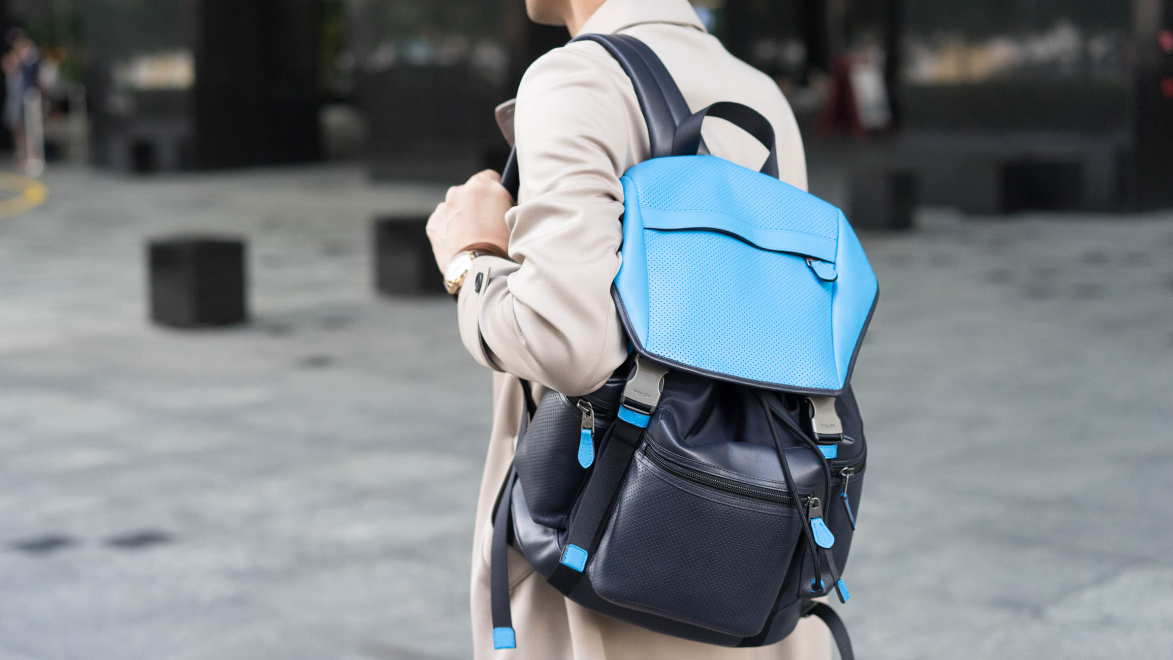 Noman_Bin_Marsuni-Real_Estate-Singapore-Trench_ZARA-Top_Uniqlo-Pants_ZARA-Shoes_Vans-Bag_Coach-Ring_Swatch-Spectacles_Berring-Watch_Guess-10062016-3