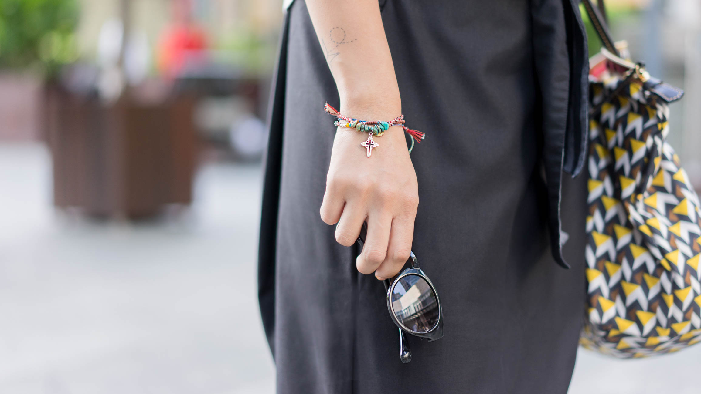 Anisa-Indonesia-FB-Top_Bugis-Pants_Indonesia-Bag_Robert_Pietri-Shoes_Kenzo-Watch_Luminox-27052016-5