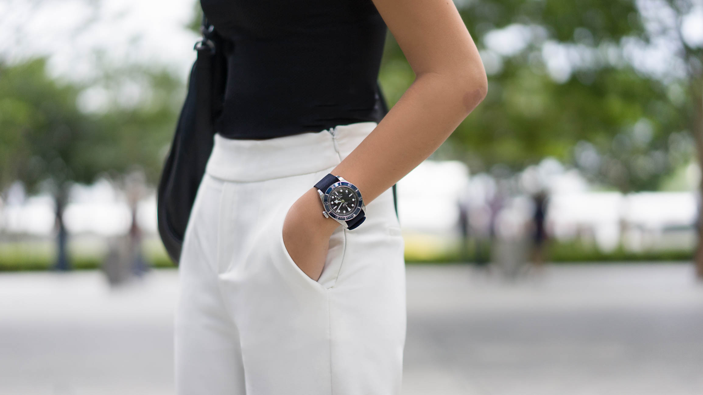 Denise_Claire_Phua-Singapore-Marketing-Top_HM-Pants_Bershka-Shoes_Promod-Watch_Tudor-Bracelet_Trollbeads-Bag_Longchamp-27052016-2