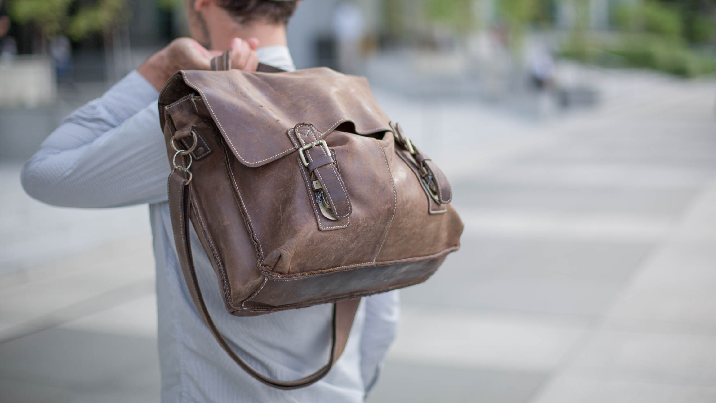 Ishmael_Holichi-America-Education-Shirt_Uniqlo-04