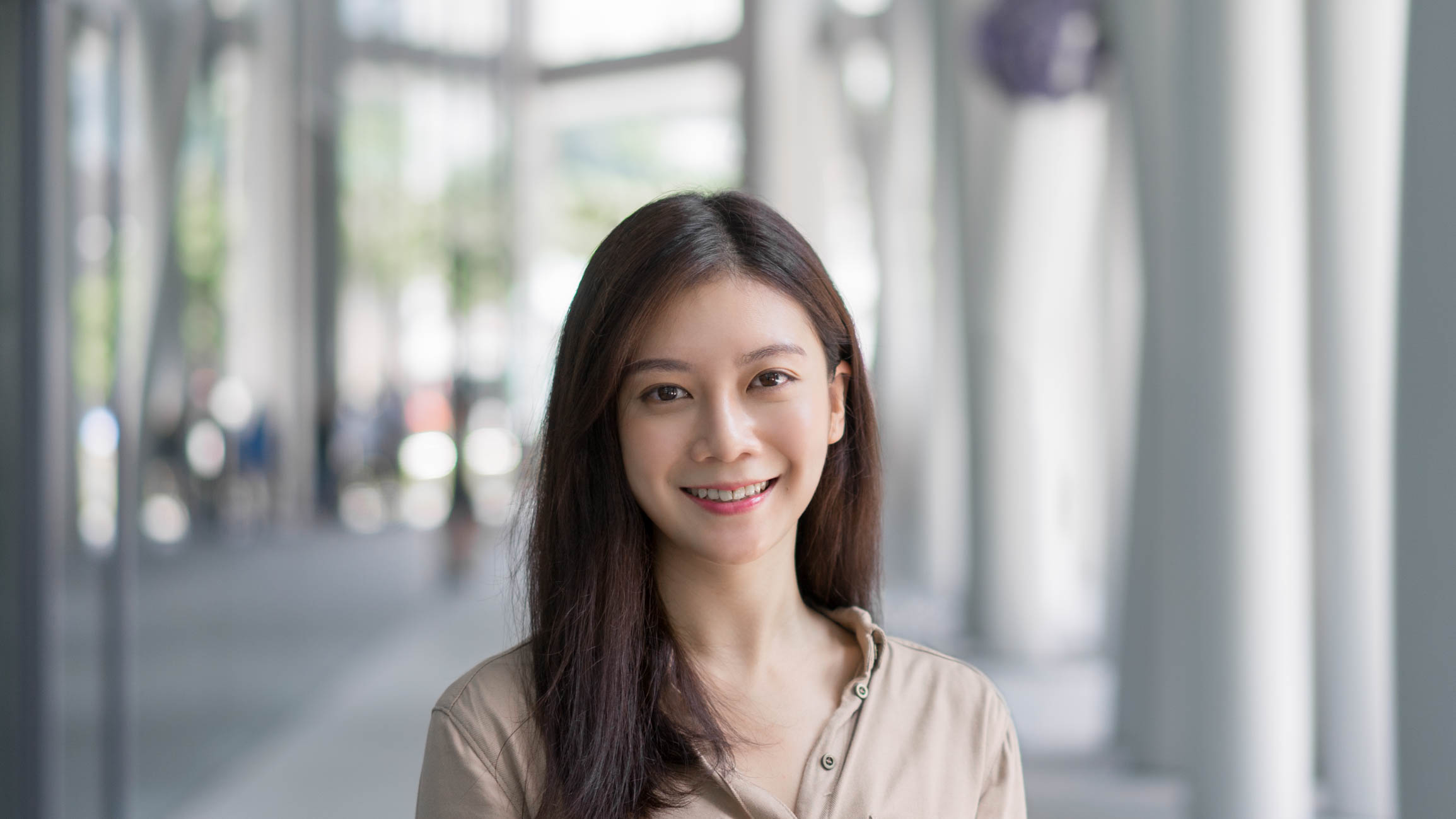 Janelle_Chua-Banking-Singapore-Top_HM-Pants_Mango-Wallet_Valextra-Watch_Panerai-Fitbit-Shoes_Heat_Wave-6