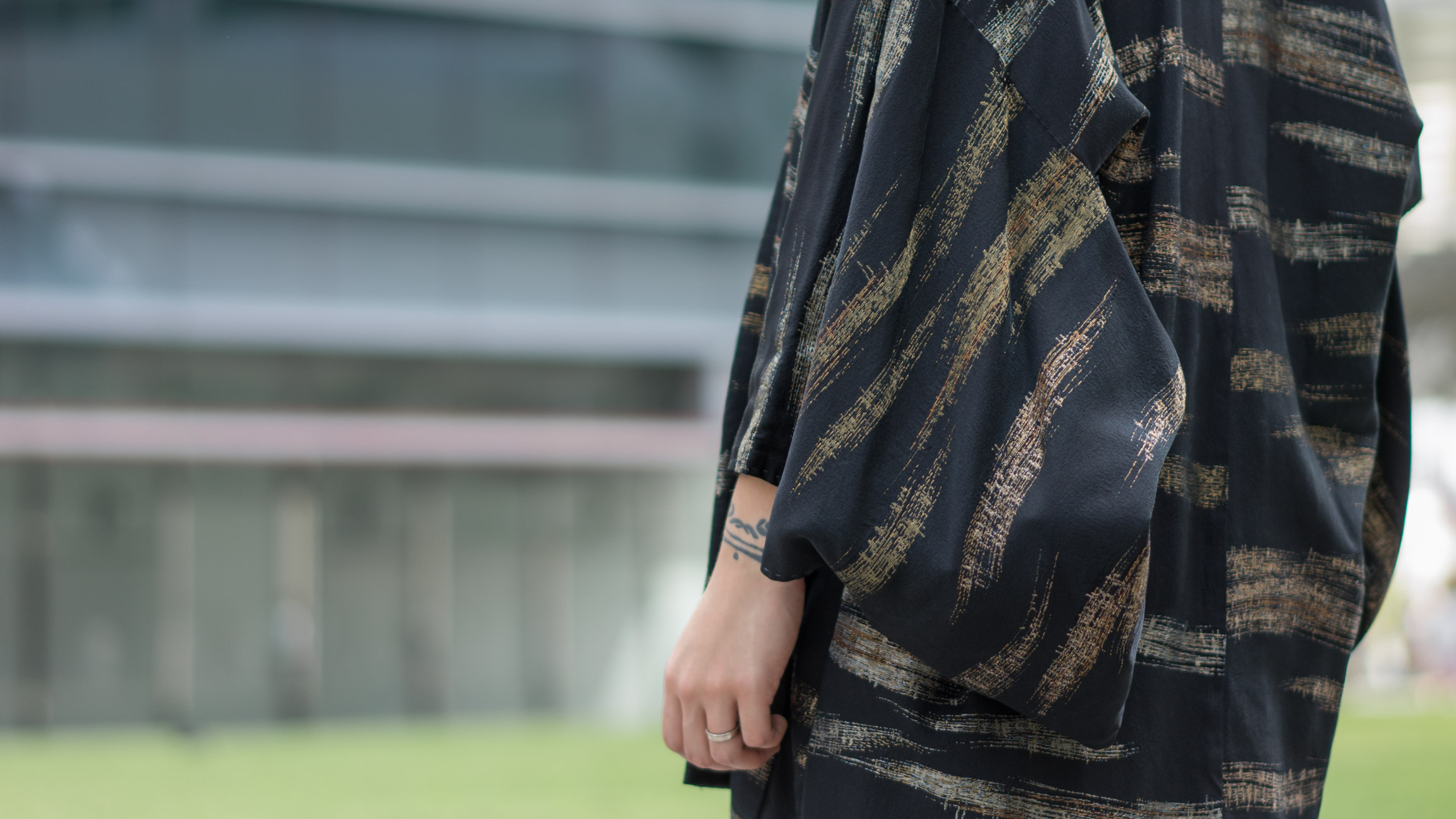 Michelle-Singapore-Travel_Consultant-Top_HM-Pants_Zara-Shoes_Birkenstock-Earrings_HM_SK-15072016-5