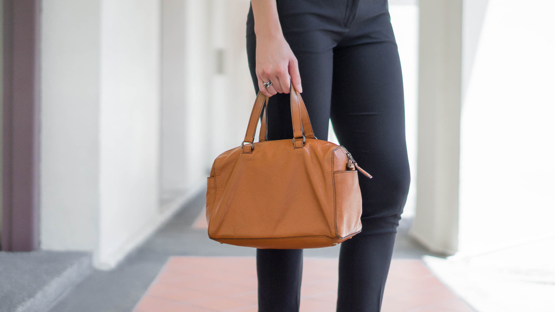 Sue_Shan-FB-Singapore-Top_David_Lawrence-Pants_Acne_Studios-Shoes_Michael_Kors-Watch_Chopard-Bag_Motherhouse-Ring_Comme_Des_Garcons-Earrings_Barneys_New_York-17082016-3